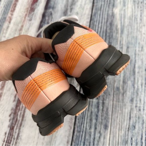 On On Running CloudGo Women's Peach/Orange Running Shoes Size US 10.5 / IT 40.5 - 8 Thumbnail