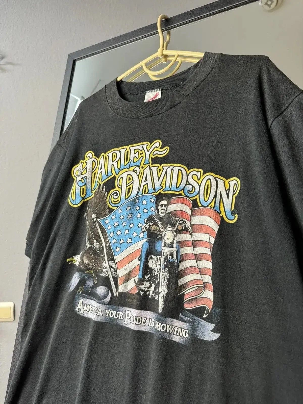 Harley Davidson SALE💣💣 😱VINTAGE 1984 FADED HARLEY LIGHTNING LOGO TEE SHIRT Size US M / EU 48-50 / 2 - 2 Thumbnail