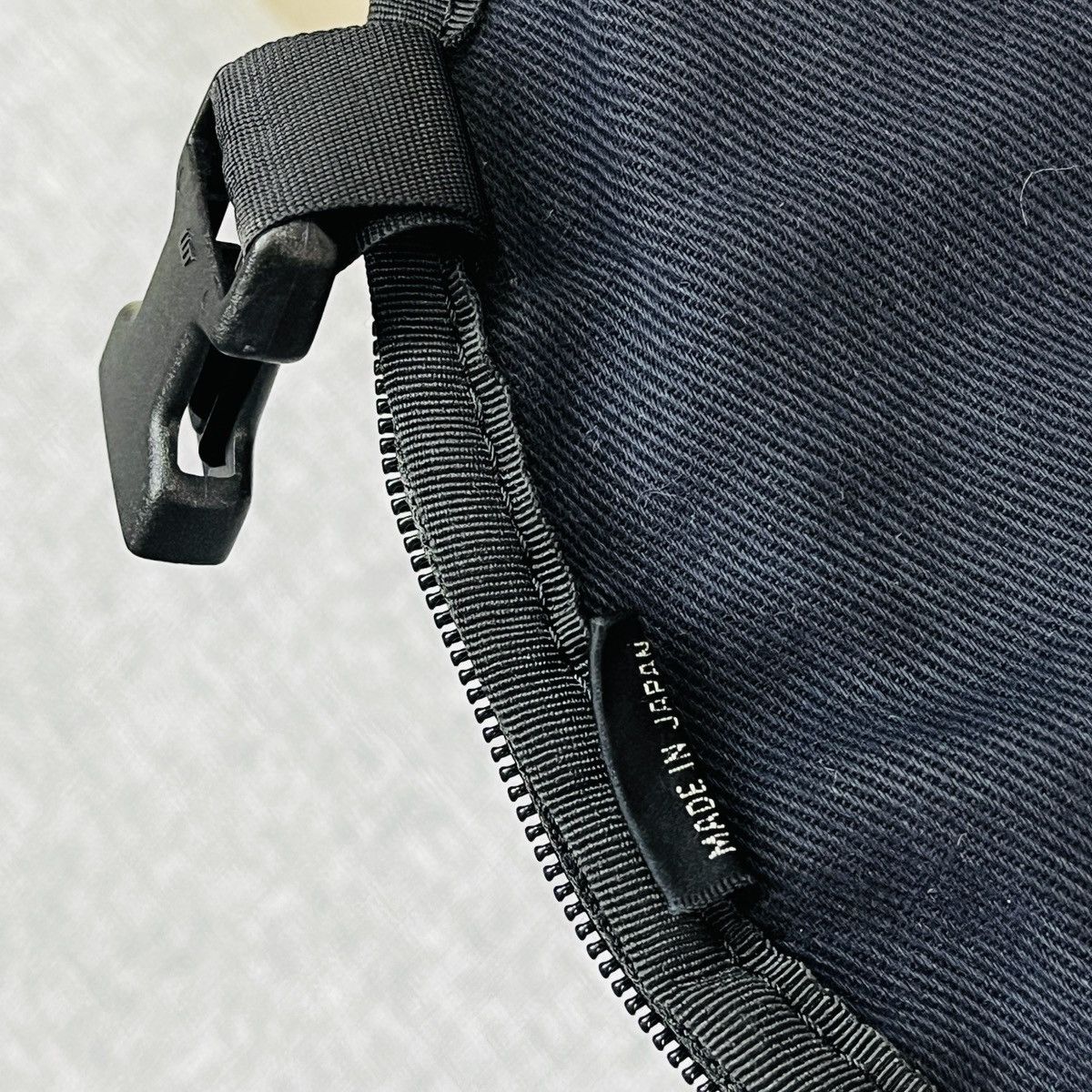 Porter × Vintage Vintage Wear And Tear PORTER Sling Bag Japan Size ONE SIZE - 12 Thumbnail