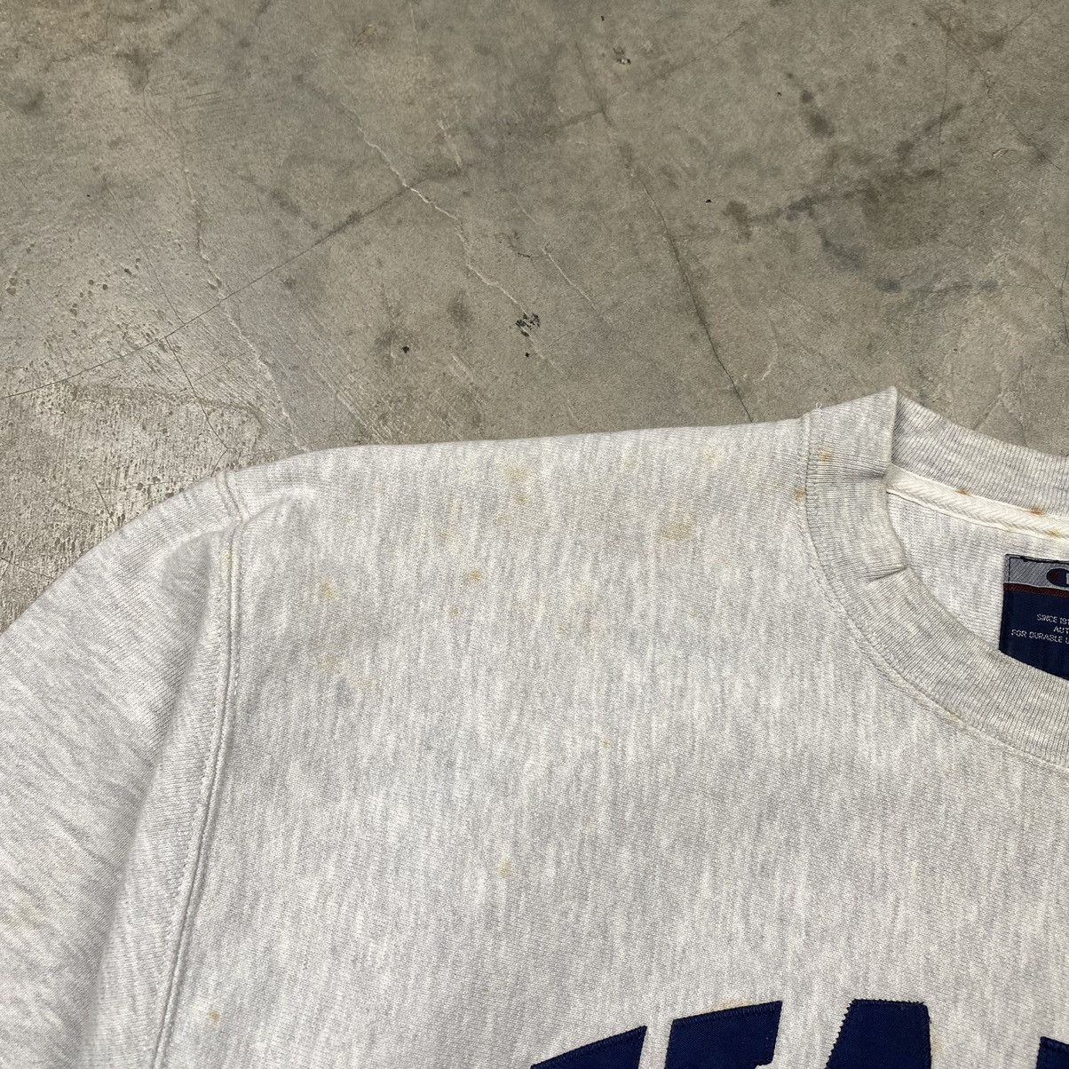 Champion Grail💥y2k Yale Reverse Weave Crewneck Size US L / EU 52-54 / 3 - 5 Thumbnail