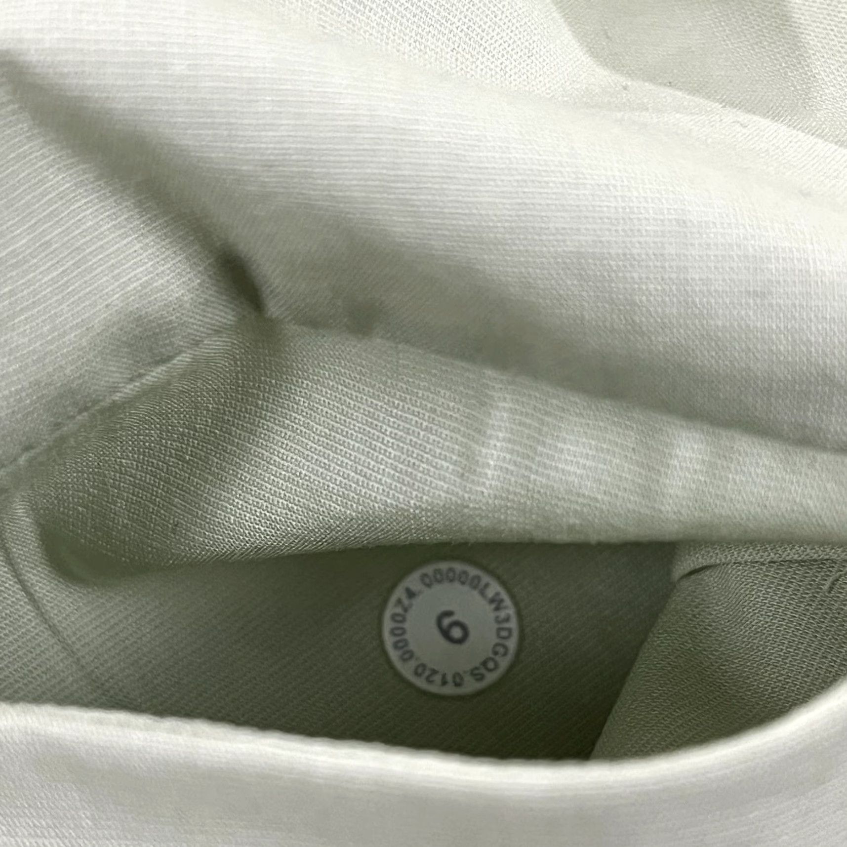 Lululemon LULULEMON Shirt Womens Size 6 Springtime Green Full Day Ahead Button Up Long SLV Size M / US 6-8 / IT 42-44 - 3 Thumbnail