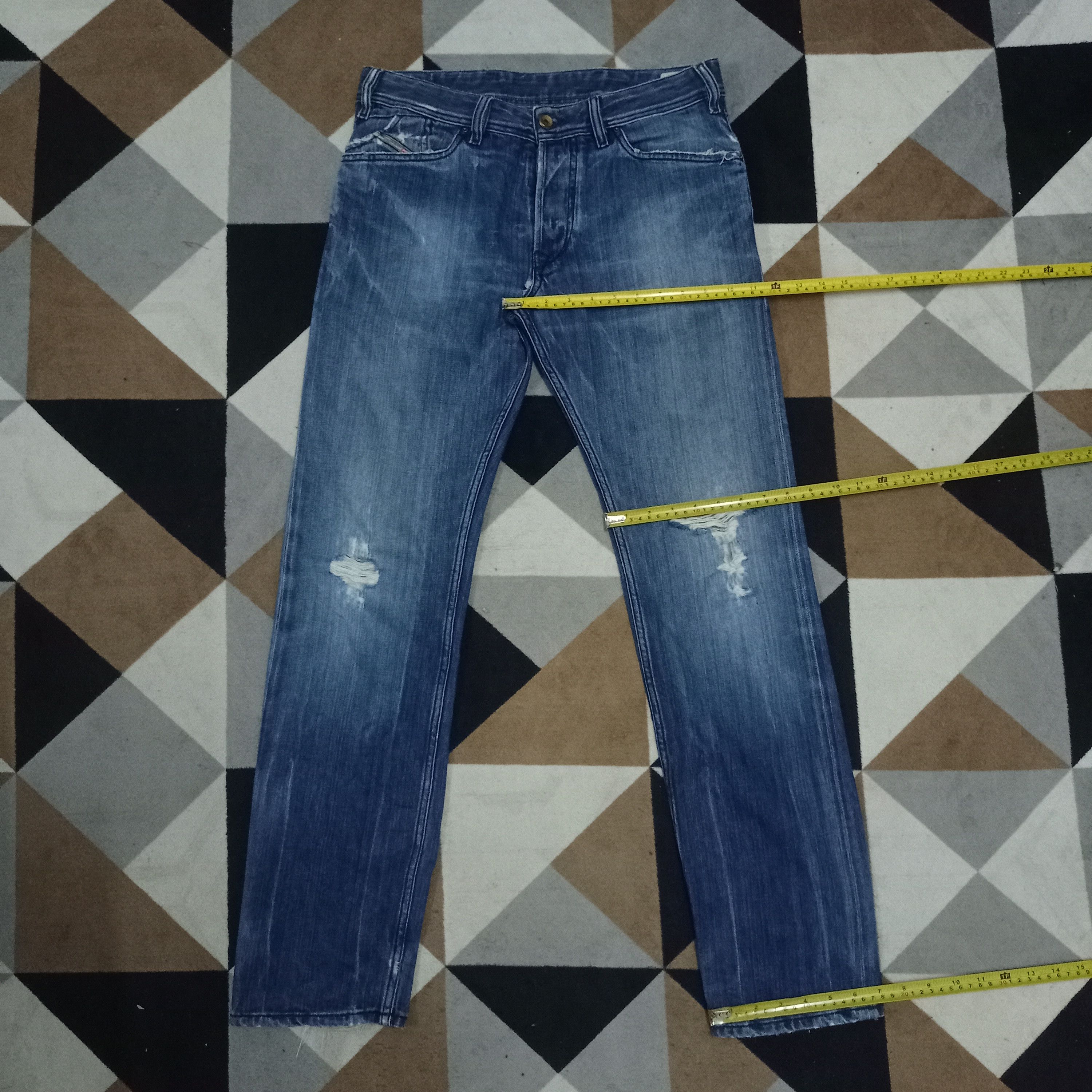 Diesel Vintage Diesel 7 Pockets Blue Wash Distressed Jeans Size US 32 / EU 48 - 9 Thumbnail