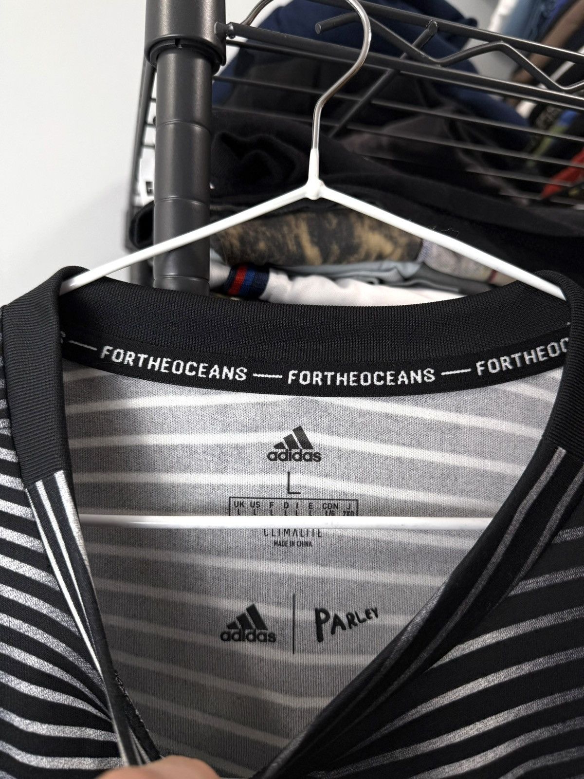 Adidas 18-19 Adidas Parley Juventus Soccer Jersey T Shirt Football Size US L / EU 52-54 / 3 - 6 Thumbnail
