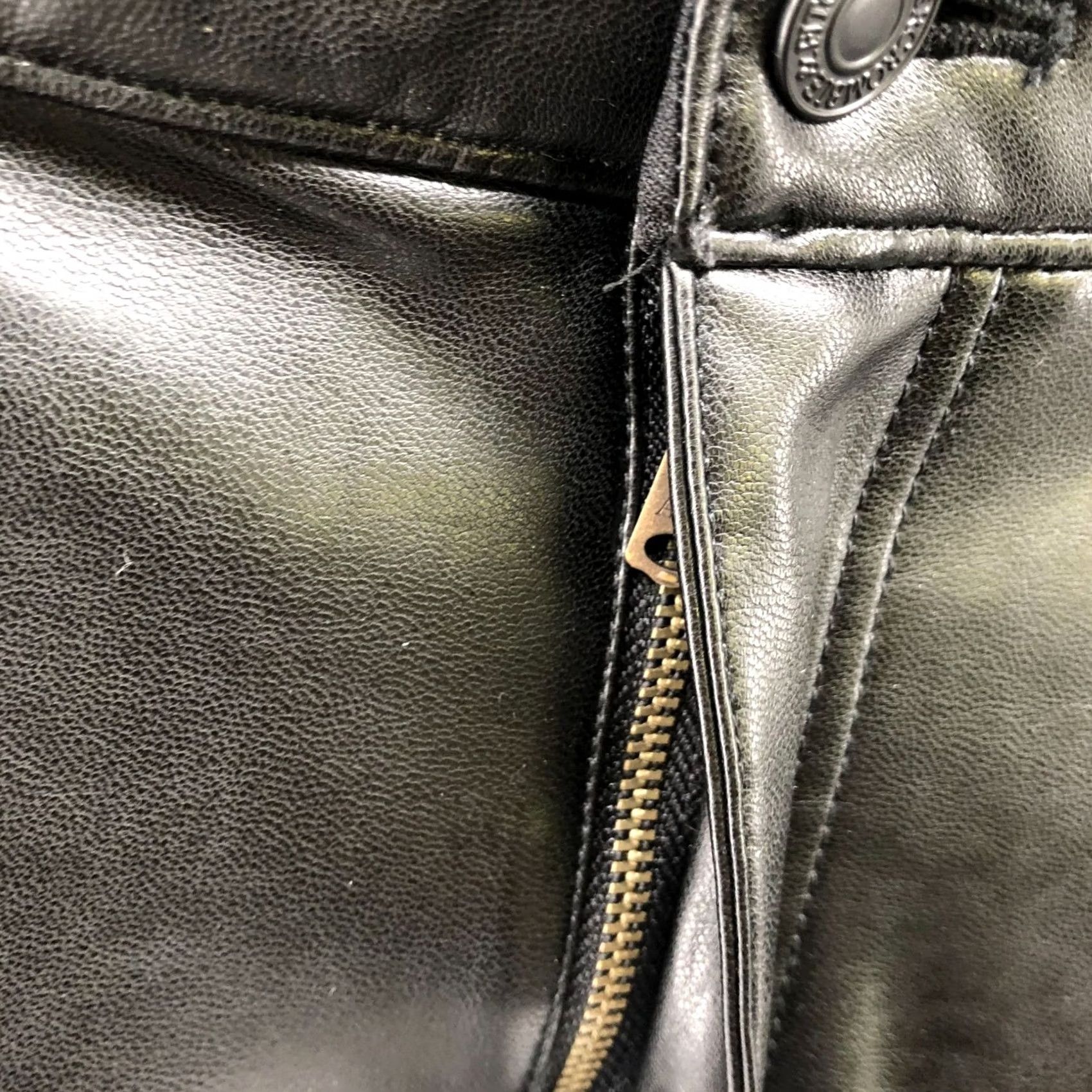 Abercrombie & Fitch Abercrombie & Fitch Skinny Pants Womens Black High Rise 33 / 16 Vegan Leather Size 24" / US 00 / IT 34 - 5 Thumbnail