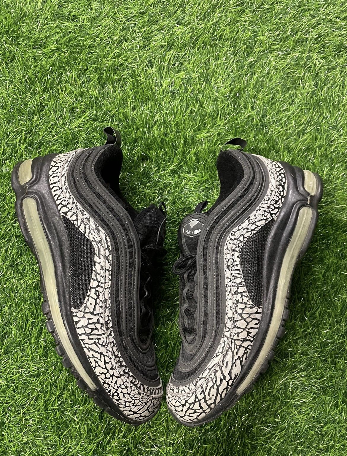 Nike Nike Air Max 97 Premium - Kashima Antlers, USED, Size 9.5 Size US 9.5 / EU 42-43 - 2 Thumbnail
