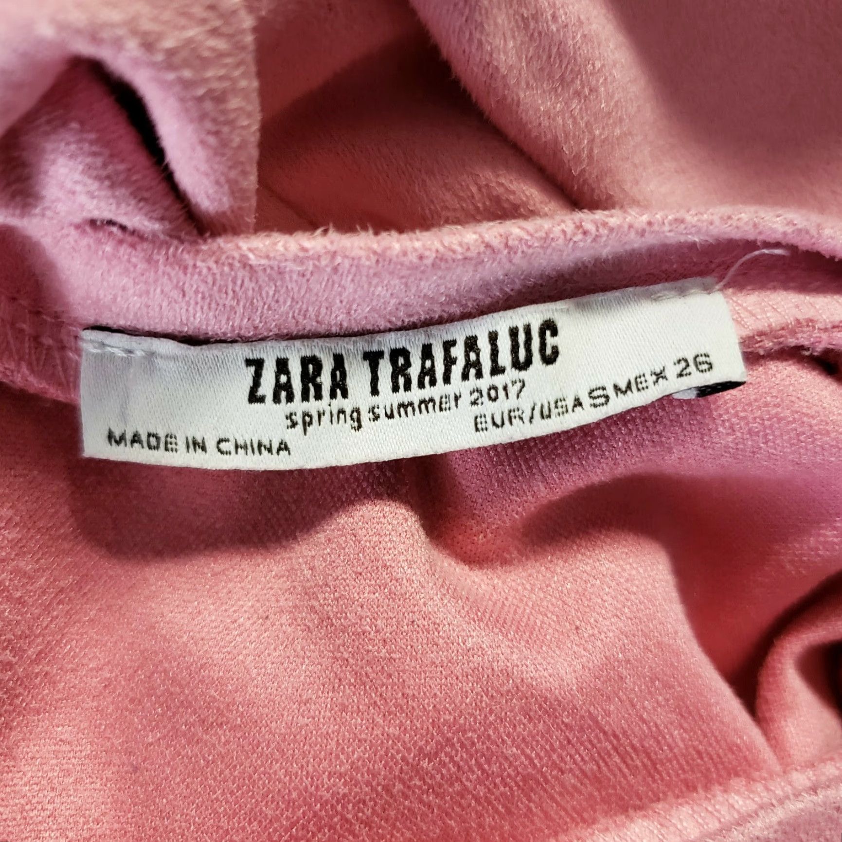 Zara Zara Trafaluc Womens Dress Solid Pink Short Sleeve Sz Small Faux Suede Shift Dress Size 28" / US 6 / IT 42 - 6 Thumbnail