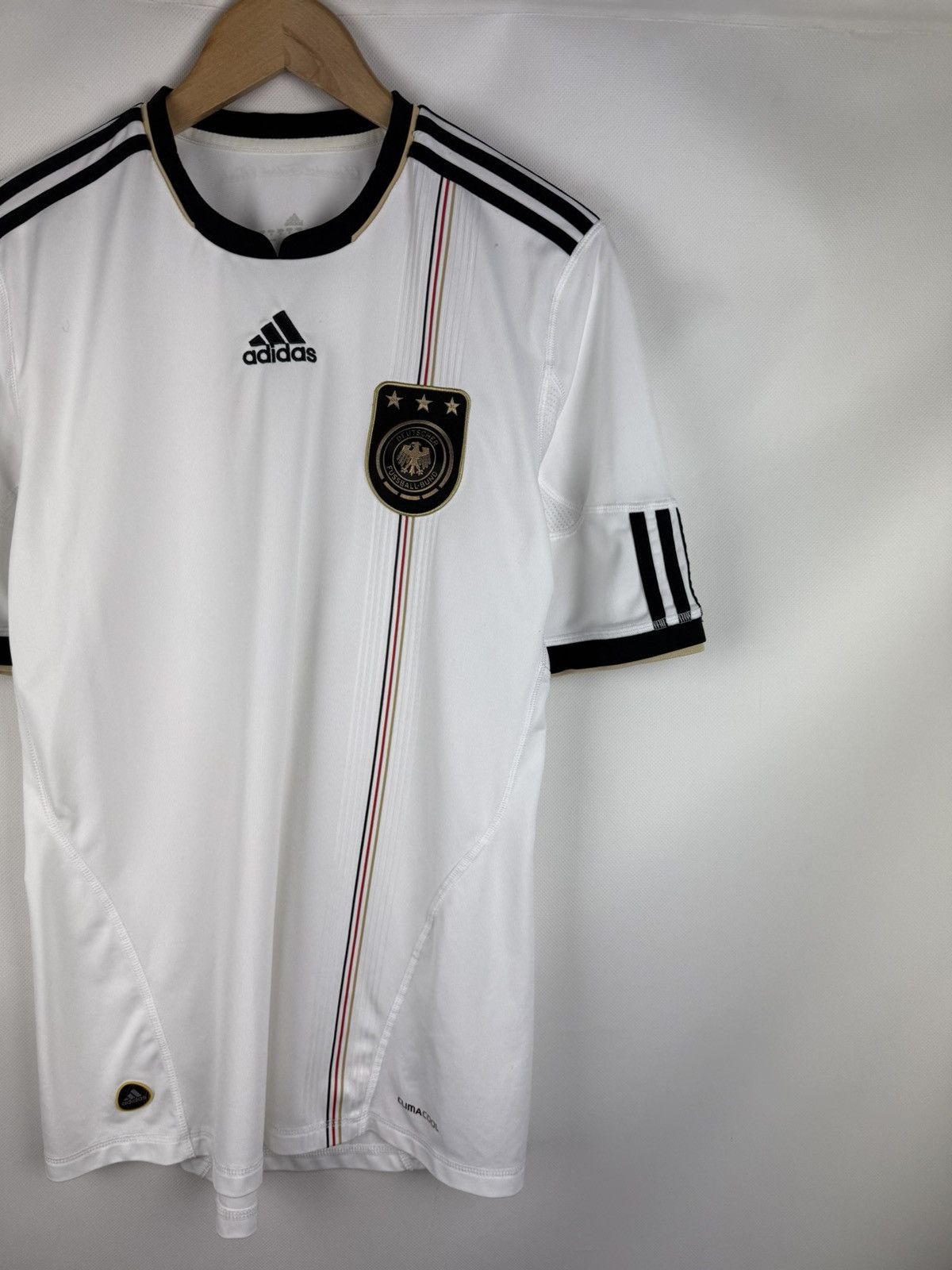 Adidas Adidas Germany 2010 2011 Home Soccer Jersey Shirt P41477 Size US M / EU 48-50 / 2 - 3 Thumbnail