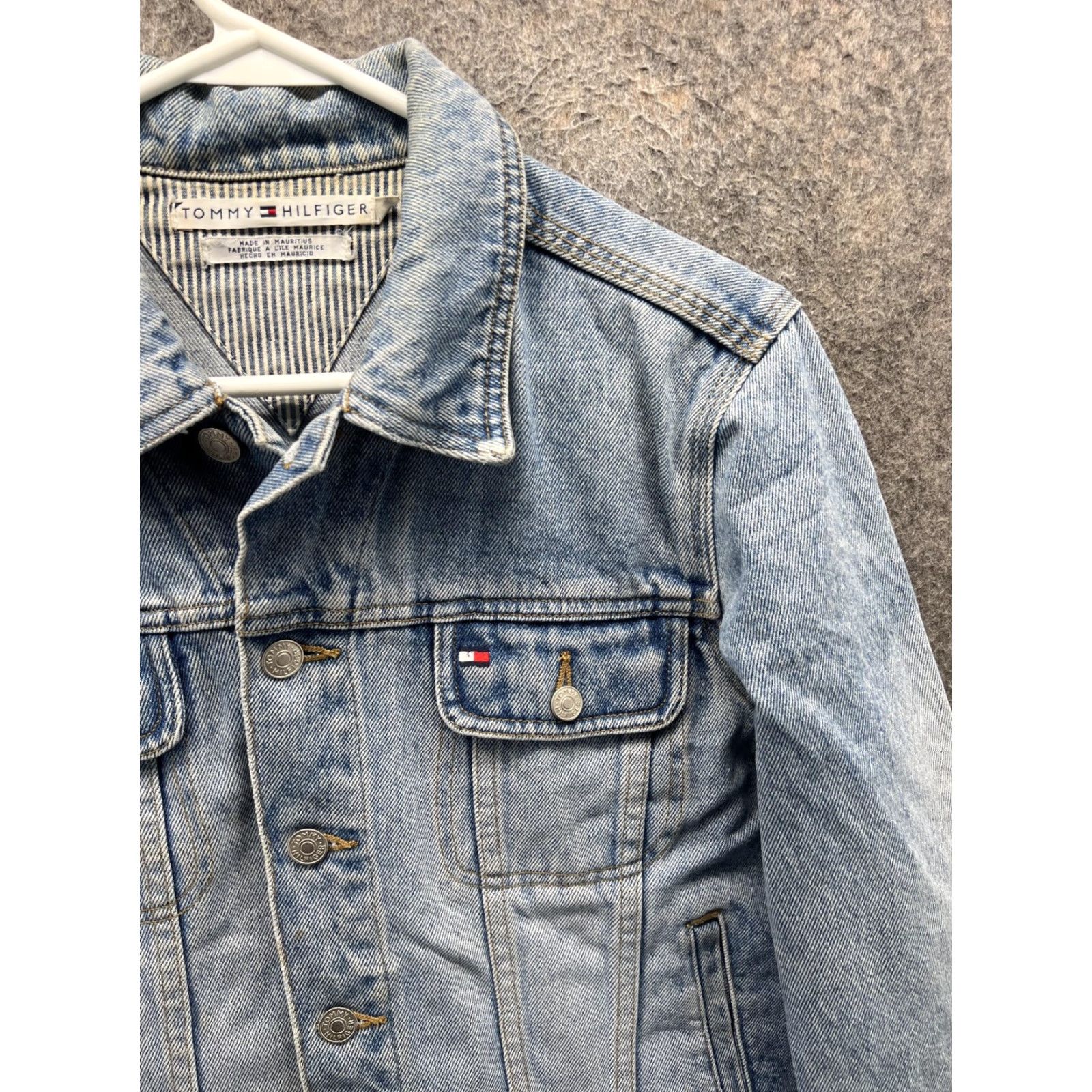 Tommy Hilfiger Tommy Hilfiger Denim Jacket Womens Large Blue Button Front Classic Trucker Size L / US 10 / IT 46 - 6 Thumbnail