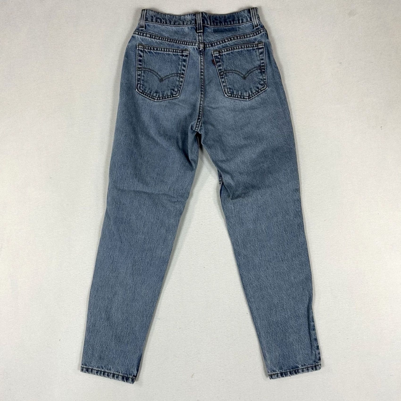 Levi's VINTAGE Levi's 521 Jeans Womens 6P Tapered Fit Light Wash Denim 90's Made in USA Size 28" / US 6 / IT 42 - 7 Thumbnail