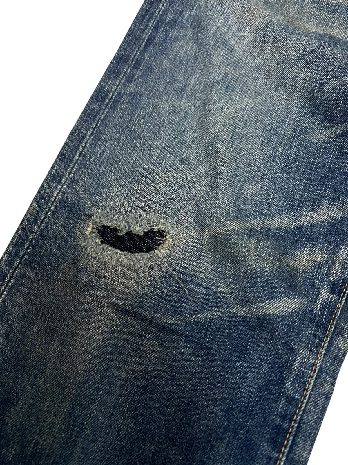 Issey Miyake VINTAGE SUNAOKUWAHARA SELVEDGE DISTRESSED ISSEY MIYAKE JEAN Size US 31 - 4 Thumbnail