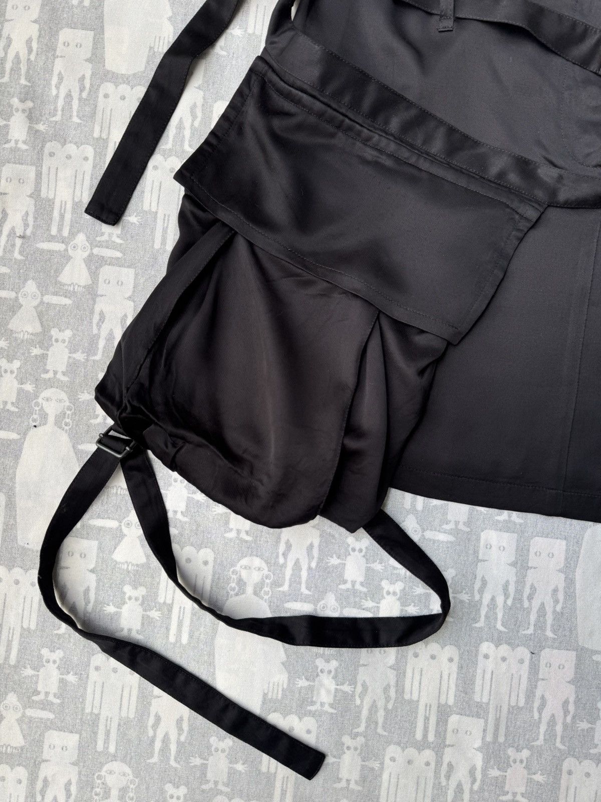 Ann Demeulemeester Ann Demeulemeester SS04 Cargo Pocket Straps Mini Skirt Size 27" / US 4 / IT 40 - 3 Thumbnail