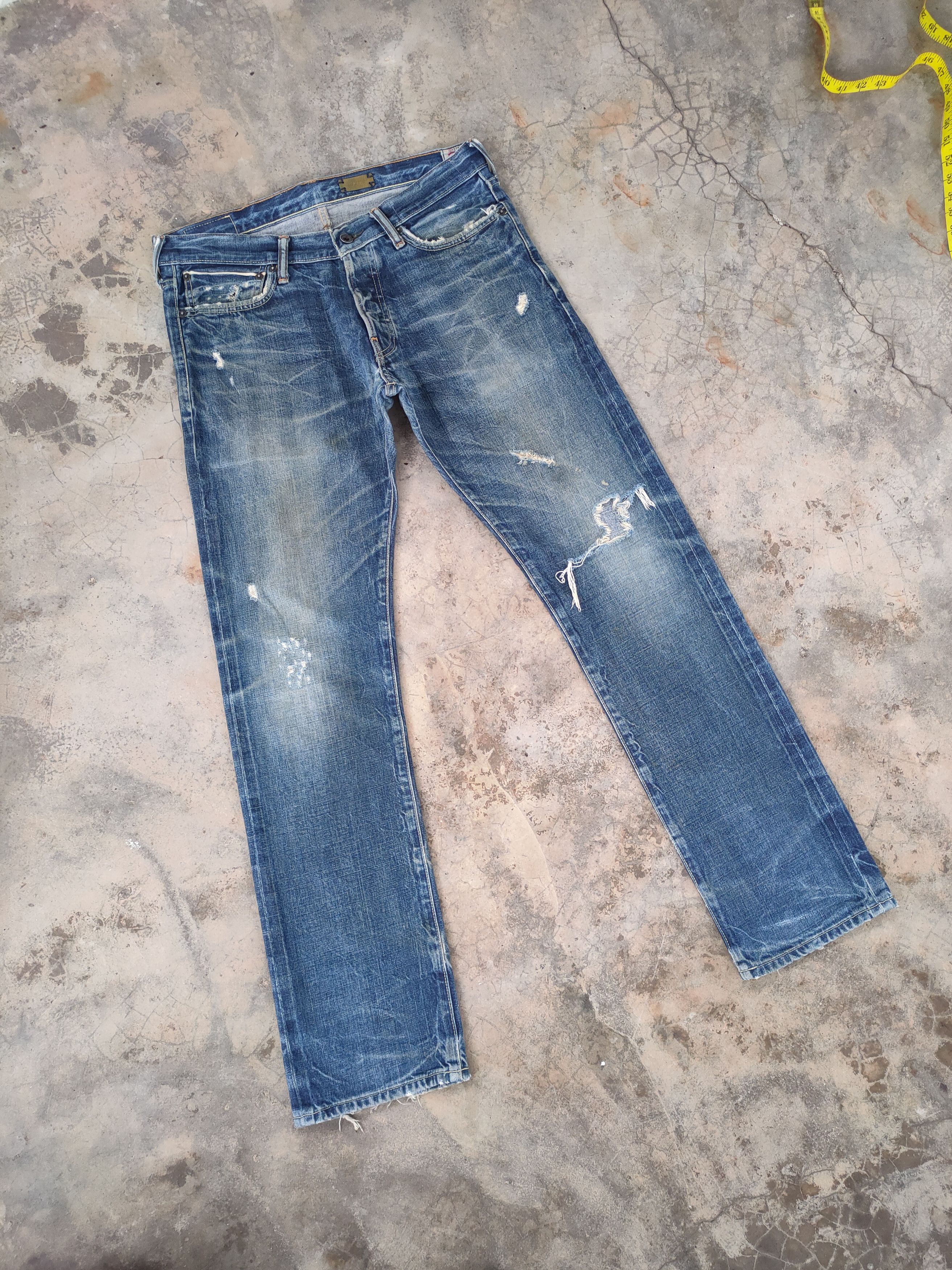 Abercrombie & Fitch VINTAGE ABERCROMBIE SELVEDGE DISTRESSED FADED JEANS PANTS Size US 33 - 3 Thumbnail
