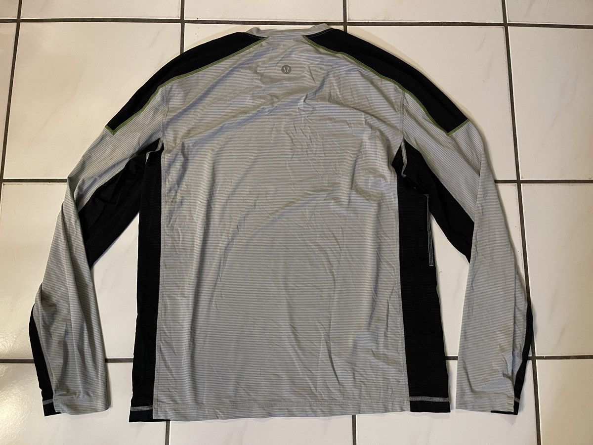 Lululemon Lululemon Mens Gray Long Sleeve T Shirt Size Large Size US L / EU 52-54 / 3 - 4 Thumbnail