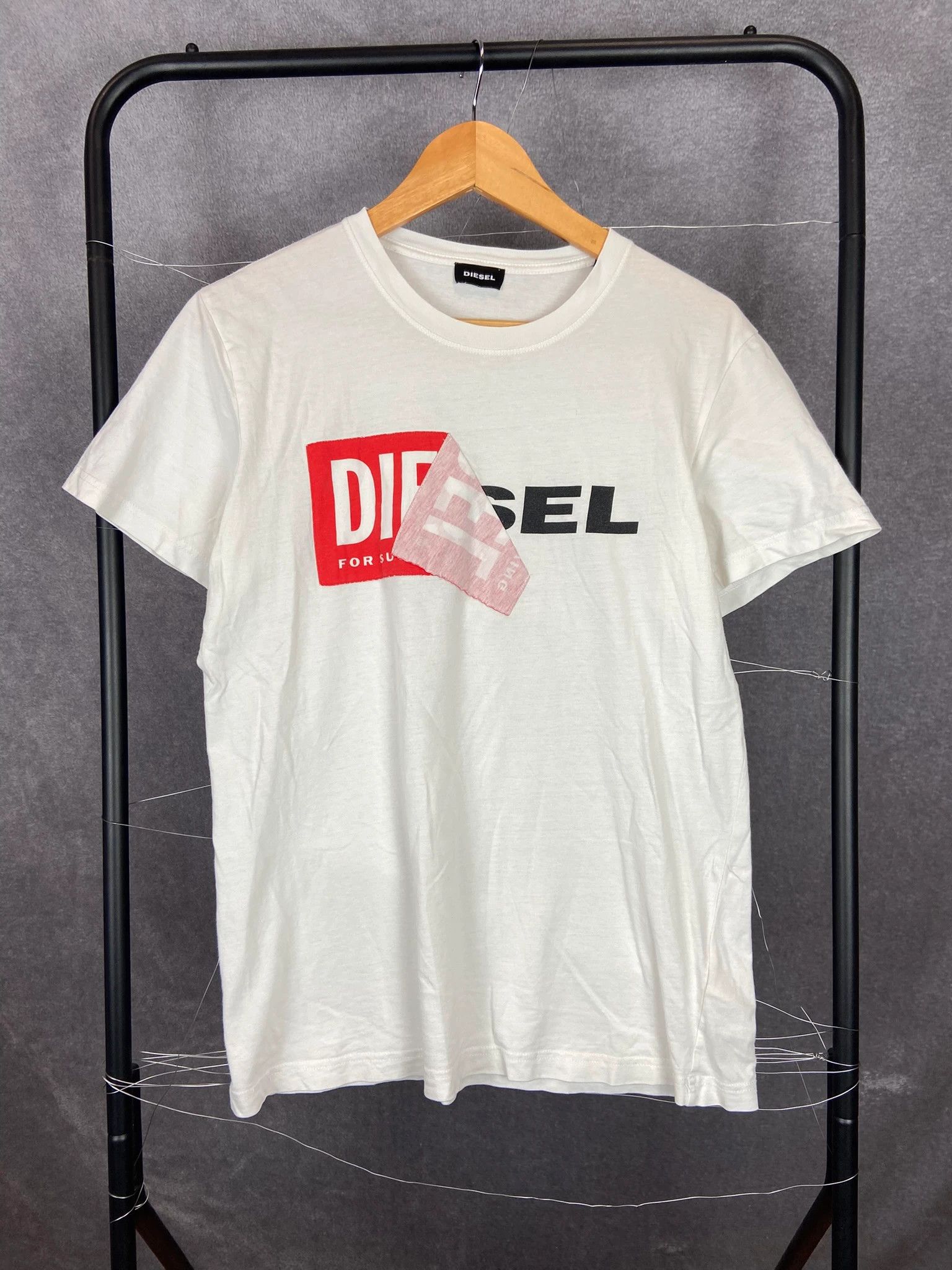 Diesel Tee Diesel ribcage birds gothic red L Size US L / EU 52-54 / 3 - 1 Thumbnail
