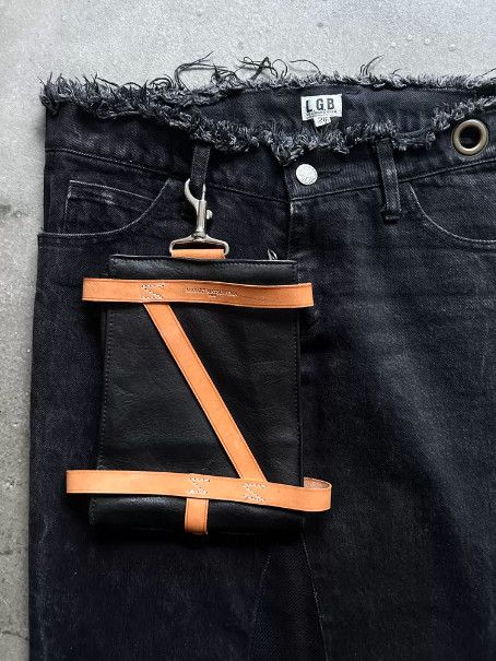 Masaki Matsushima Masaki Matsushima 90s Architectural Series Leather Waist Bag Size ONE SIZE - 4 Thumbnail