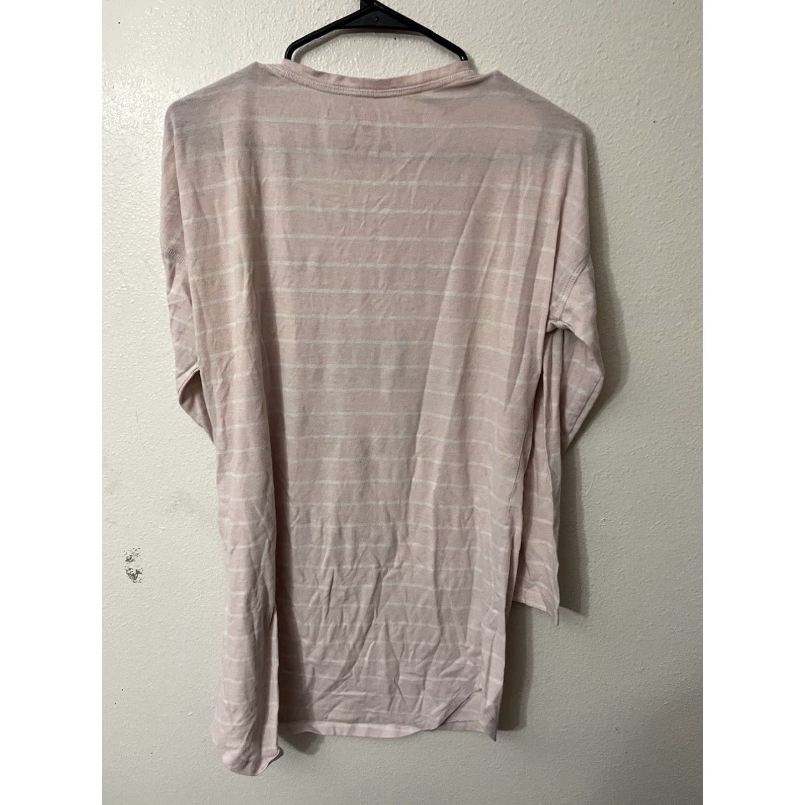 Victoria's Secret Victoria's Secret Top Shirt Long Sleeve Small Pink Striped Lounge Casual Knit Cotton Women Regular Size S Size S / US 4 / IT 40 - 3 Thumbnail