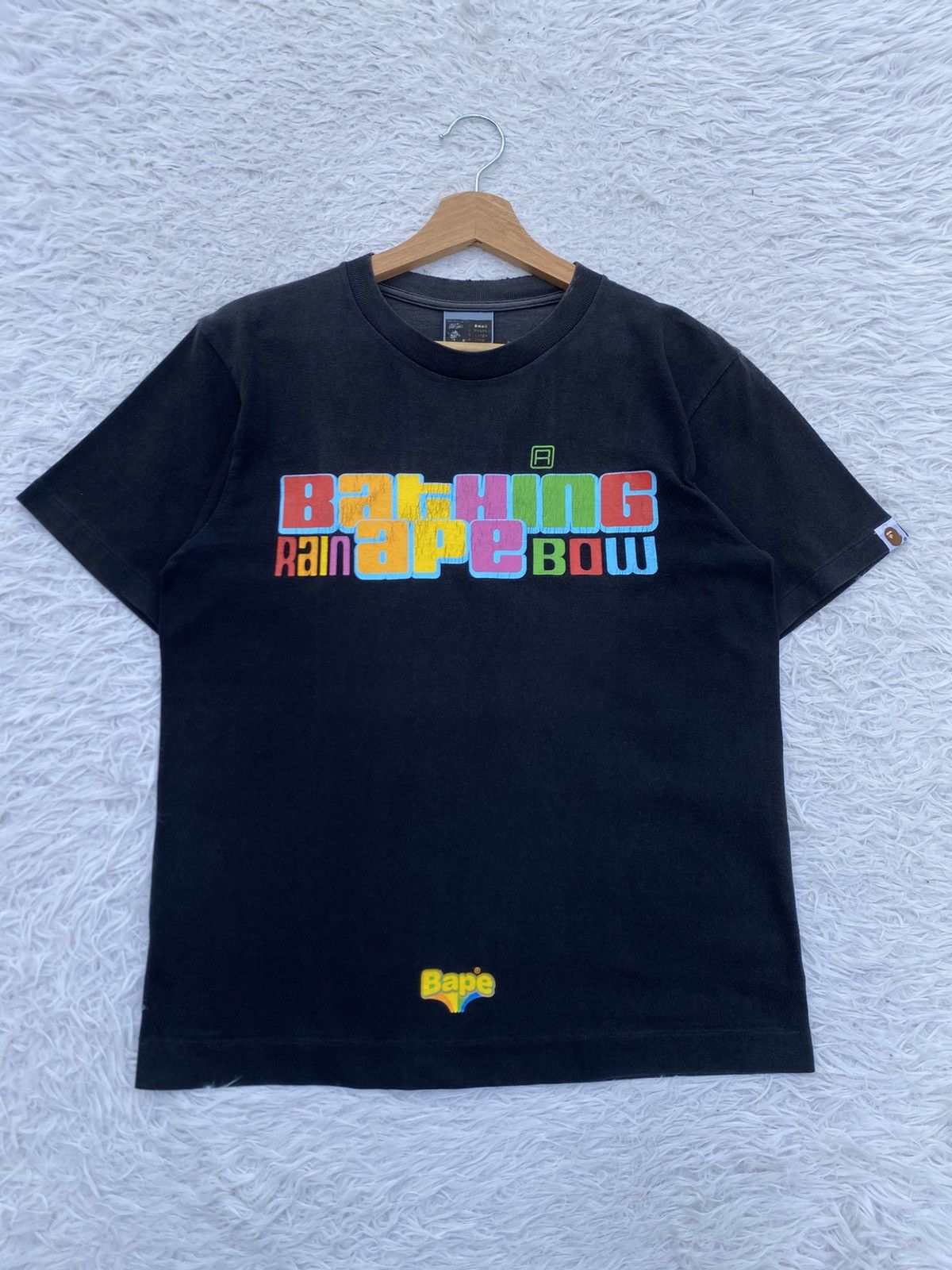 Bape Rare Vintage 2000s BAPE A Bathing Ape Rainbow Tshirt Size US S / EU 44-46 / 1 - 2 Thumbnail