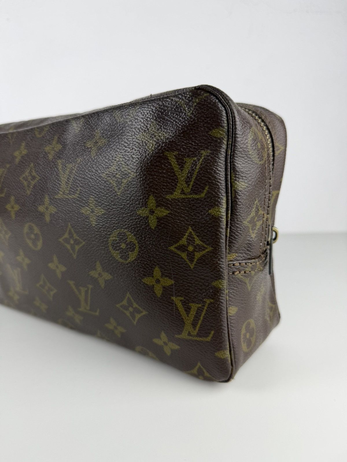 Louis Vuitton Vintage 80s Louis Vuitton monogram trousse 28 toiletry bag Size ONE SIZE - 8 Thumbnail