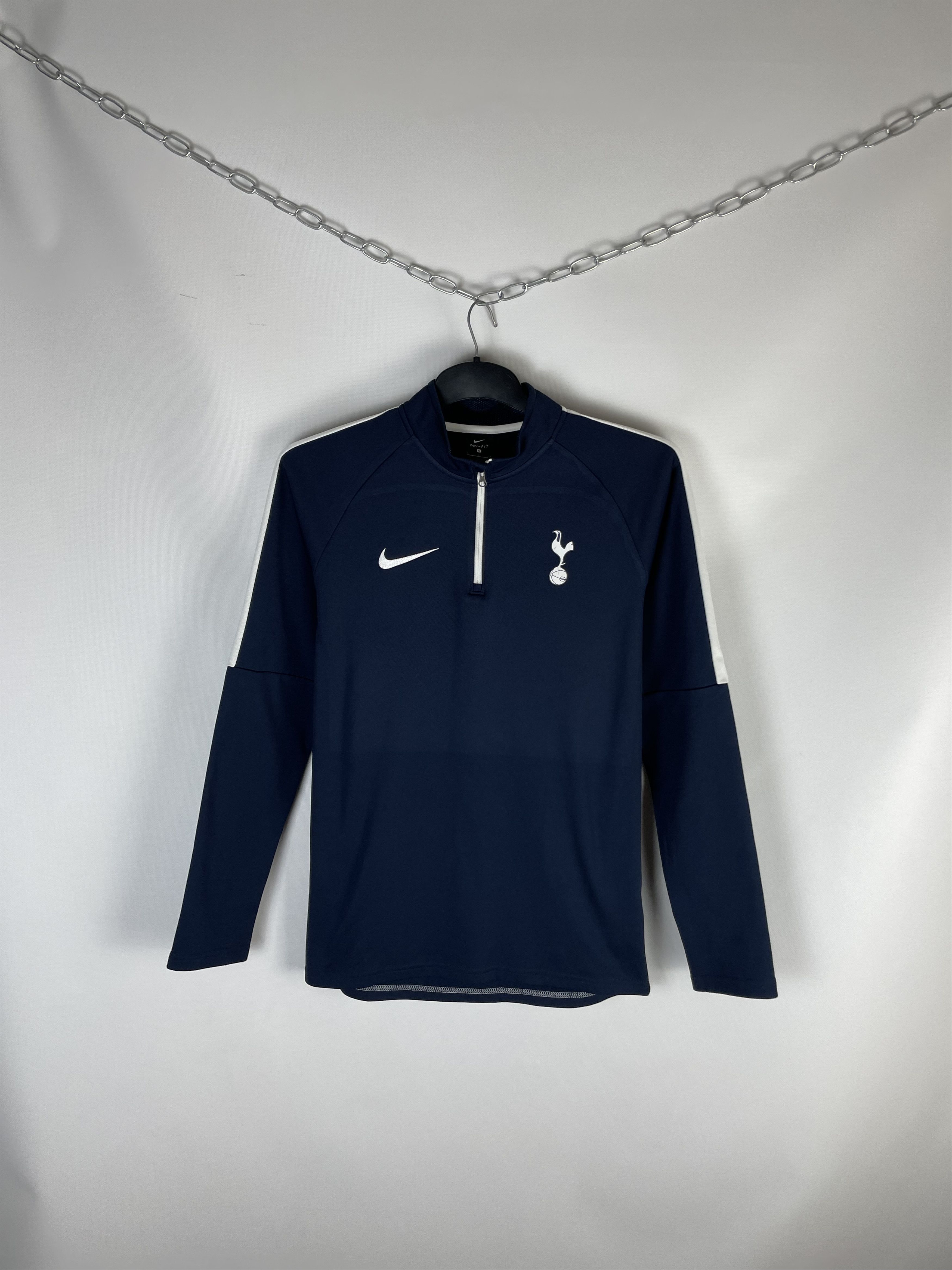 Vintage Nike Tottenham Soccer Long Sleeve Size US S / EU 44-46 / 1 - 2 Thumbnail
