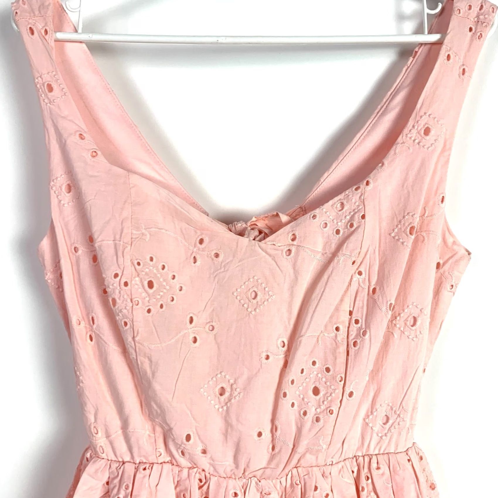 Vintage Audrey Parks x Francesca's Pink Chiara Bow Back Eyelet Mini Dress Small NWT Ladies Sundress Tank Dress Shown Pink NWT Girls/Women? Size S / US 4 / IT 40 - 2 Thumbnail