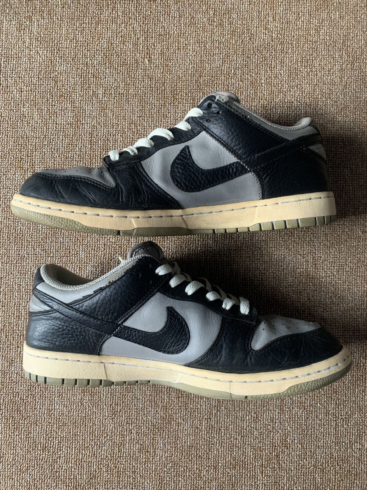 Nike Nike Dunk Low Medium Grey Black 2011 aka Cashmere Size US 9.5 / EU 42-43 - 3 Thumbnail