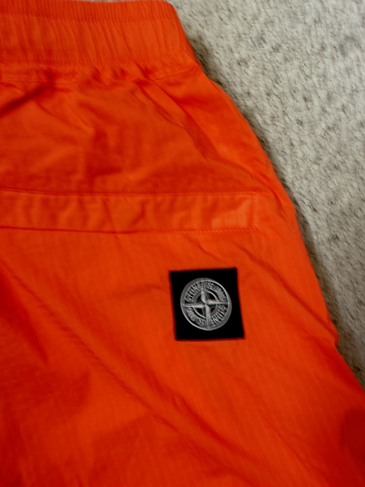 Stone Island New w/Tags Stone Island Medium Orange Shorts Size US 32 / EU 48 - 6 Thumbnail