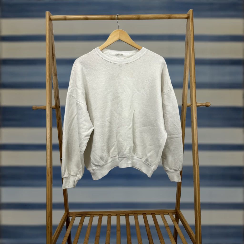 Vintage VTG Worn Cotton Boxy Crewneck Sweatshirt L White Men Sweatshirt Size L Pullover Distressing Yellowing Wear Size US L / EU 52-54 / 3 - 1 Thumbnail