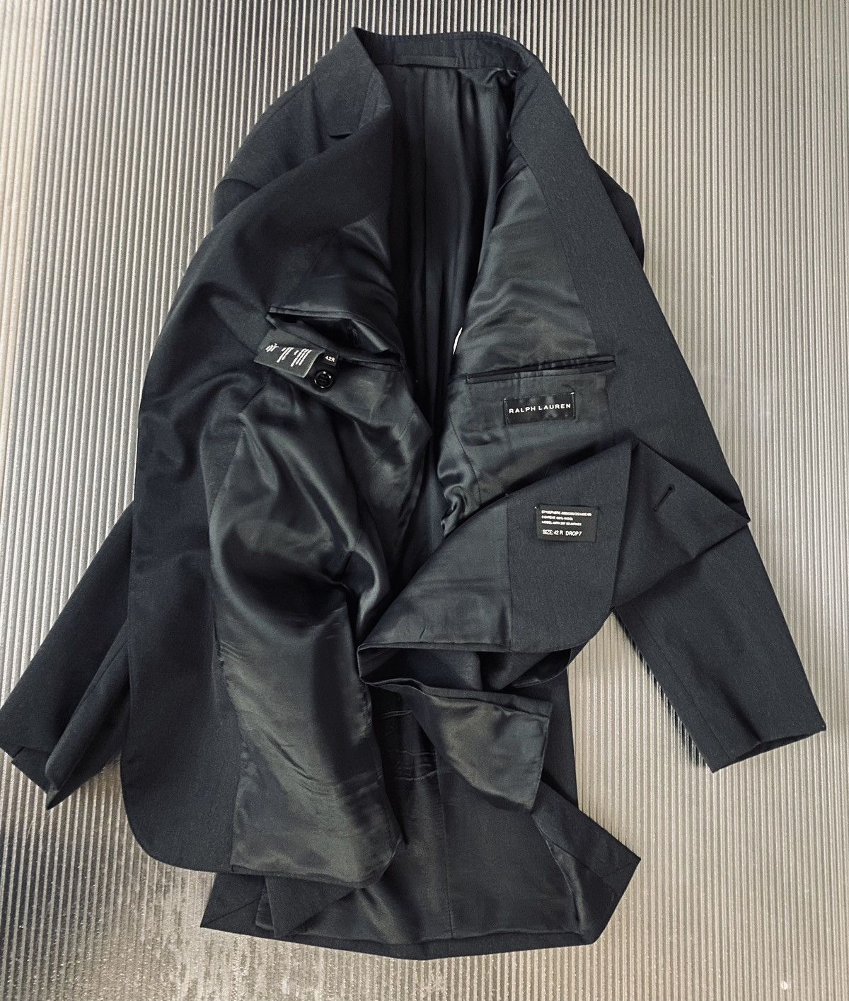 Ralph Lauren RALPH LAUREN BLACK LABEL - black 2-Btn “Anthony” Suit - 42 Size 42R - 8 Thumbnail