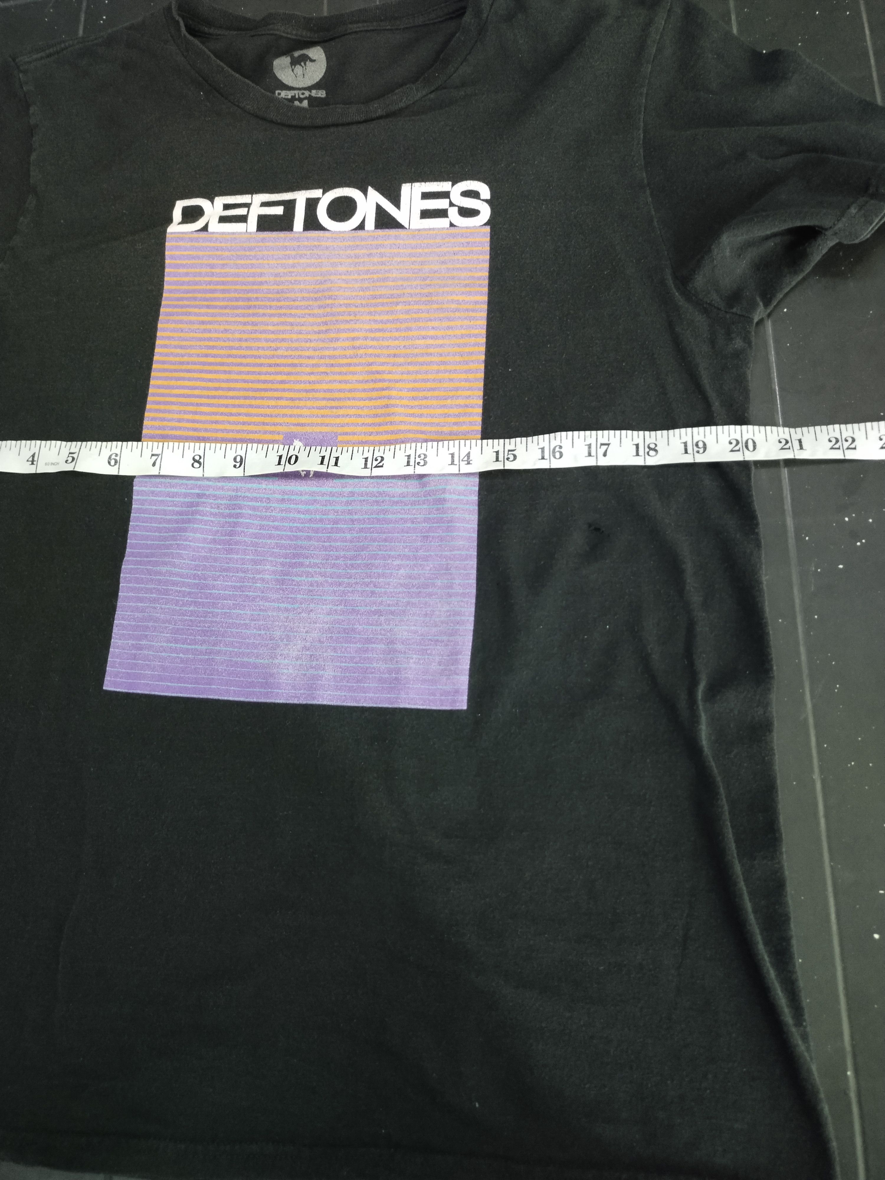 Band Tees Vintage Deftones Alternative Band Punk Rock Band Shirt Tee Size US M / EU 48-50 / 2 - 9 Thumbnail