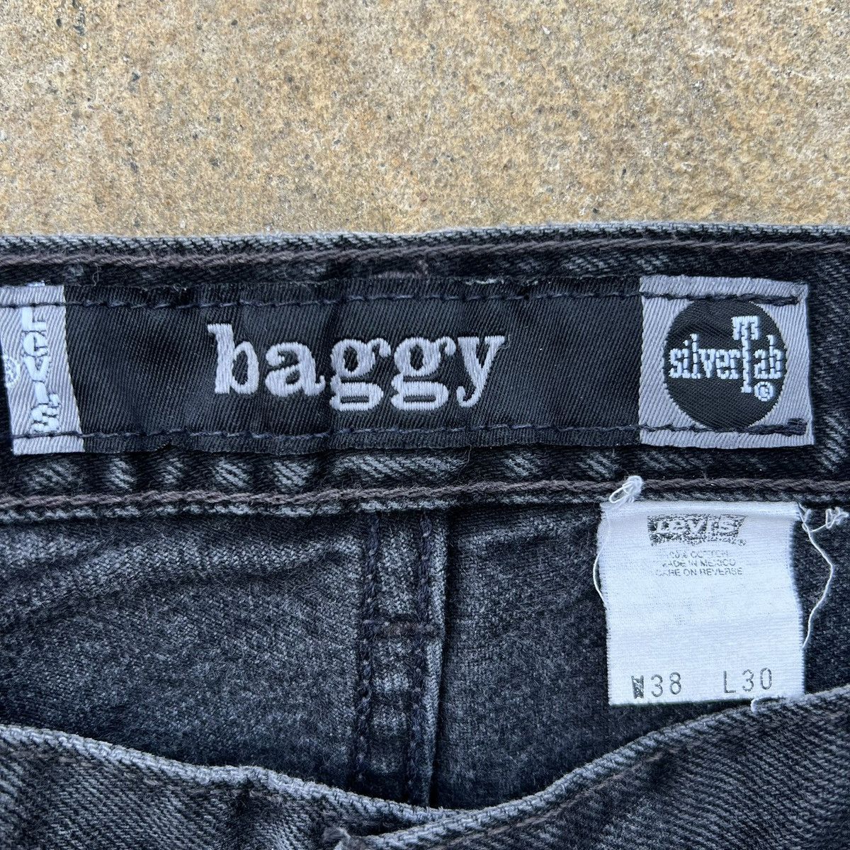 Levi's × Levi's Made & Crafted × Levi's Vintage Clothing Vintage 2001 Levi’s SilverTab baggy washed black pants Size US 37 - 5 Thumbnail