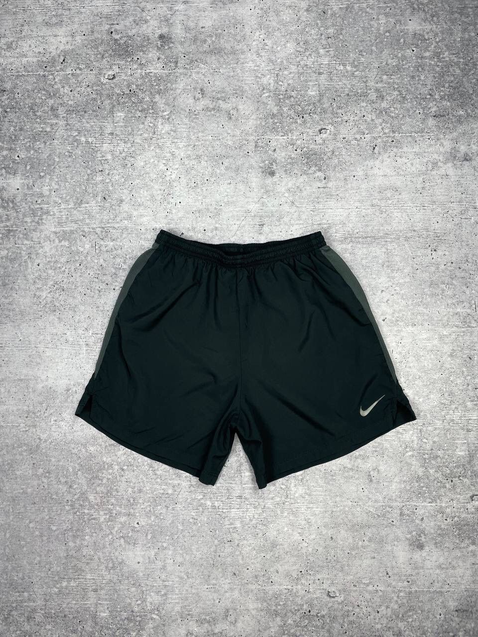 Nike × Vintage Vintage Nike 90’s Y2K Style Drill Black Casual Sport Shorts Size US 30 / EU 46 - 1 Thumbnail