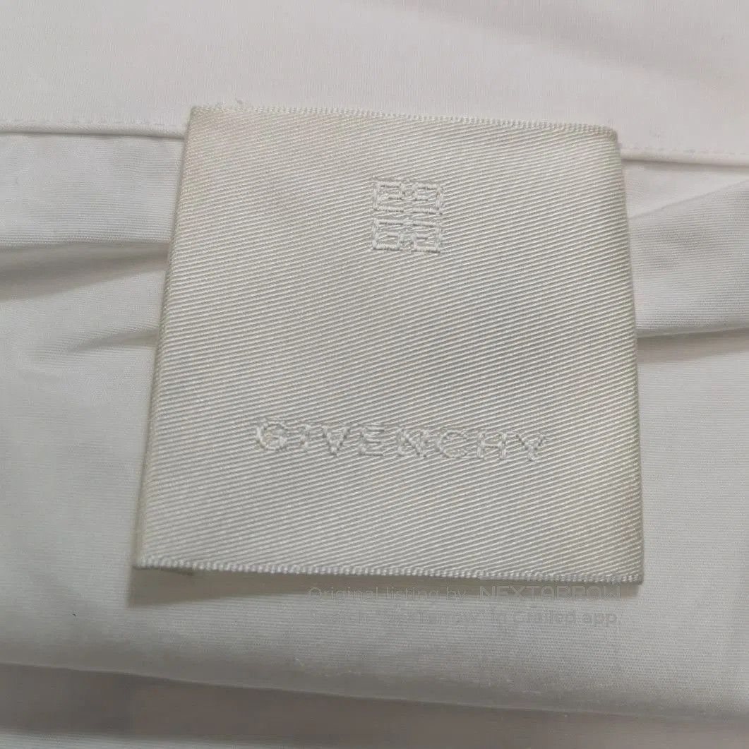 Givenchy Givenchy Cotton Solid Short-Sleeve Shirt L/42. Size US L / EU 52-54 / 3 - 3 Thumbnail