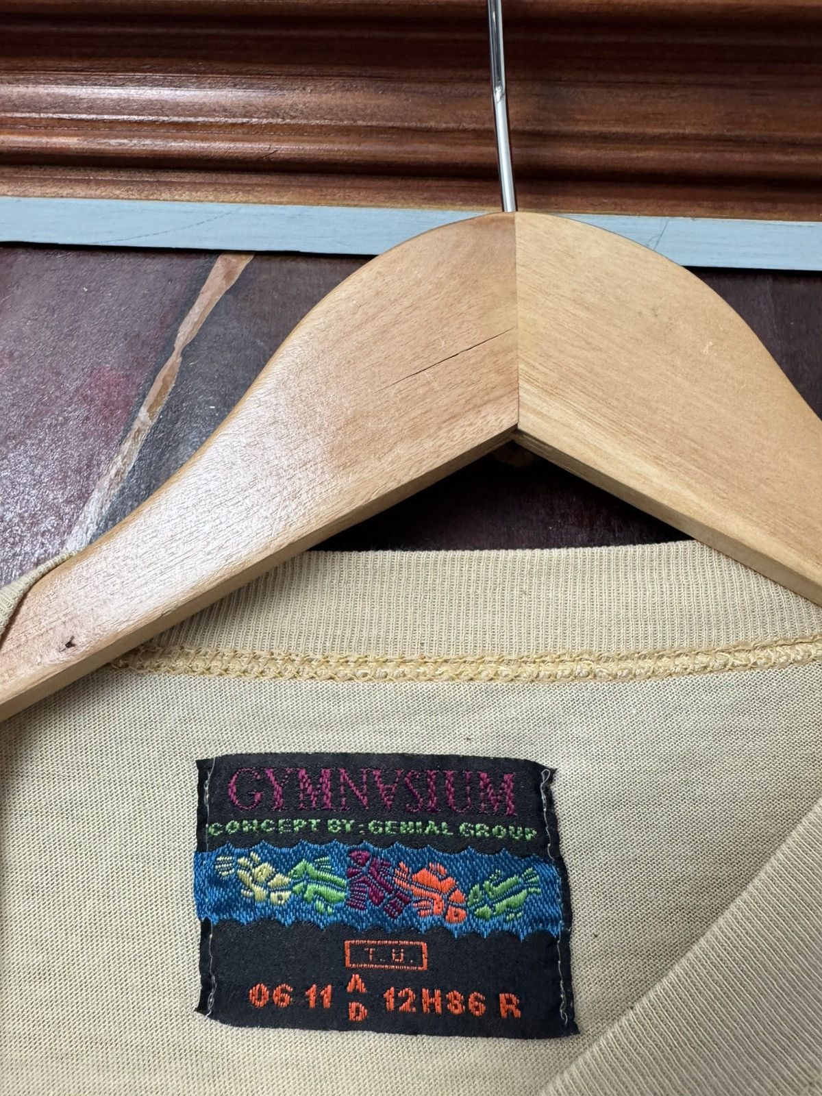 Vintage Vintage 90s Single Stitch Printed Tee Midnight Summer Beige Size US XL / EU 56 / 4 - 4 Thumbnail