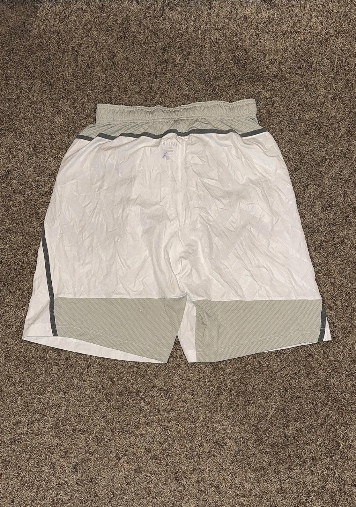 Nike Nike Dri-Fit Basketball Gym Training Shorts Razor white Camo Size US 34 / EU 50 - 4 Thumbnail
