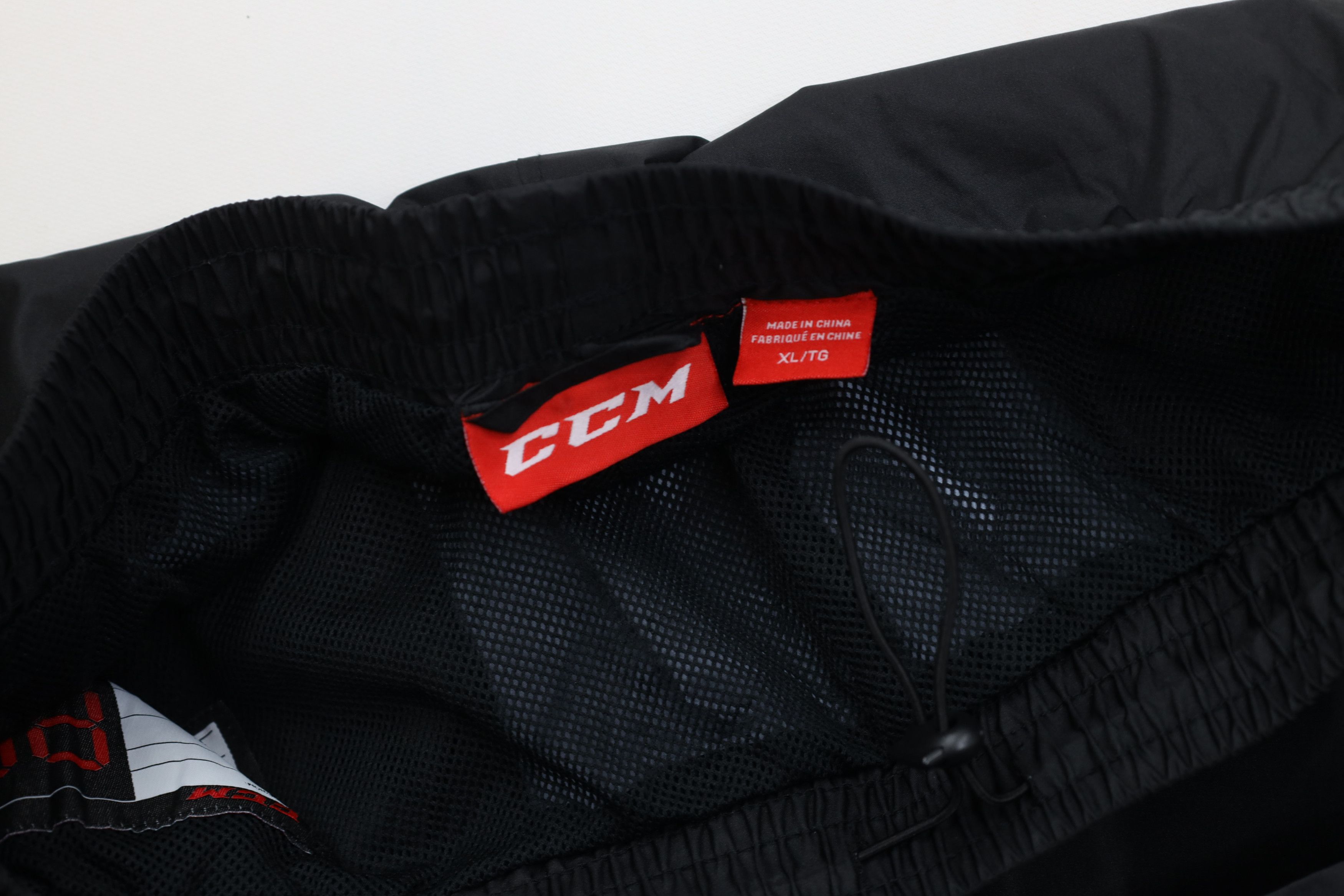 Ccm Vintage Y2K CCM Hockey Waterproof Windbreaker Pants Black Size US 38 / EU 54 - 11 Thumbnail