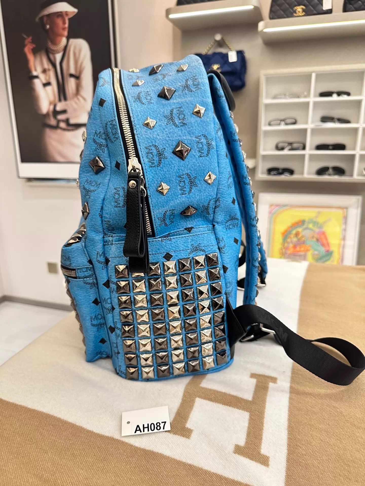 MCM MCM Riveted Backpack 33x15x41 AH087 Size ONE SIZE - 3 Thumbnail