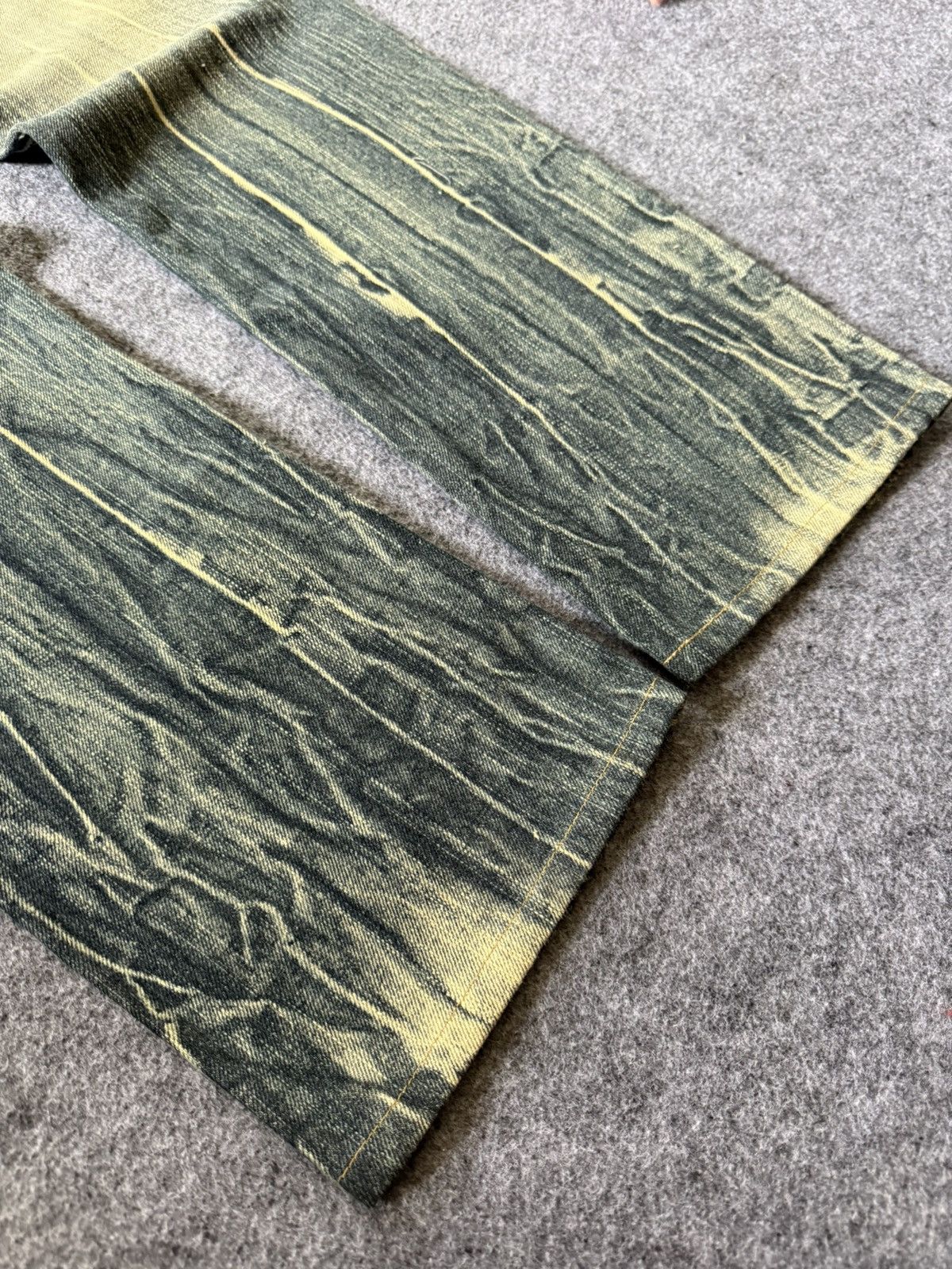 Japanese Brand Clone Devgru Japan Artisal Mud Wash Wrinkle Texture Jeans Size US 30 / EU 46 - 12 Thumbnail