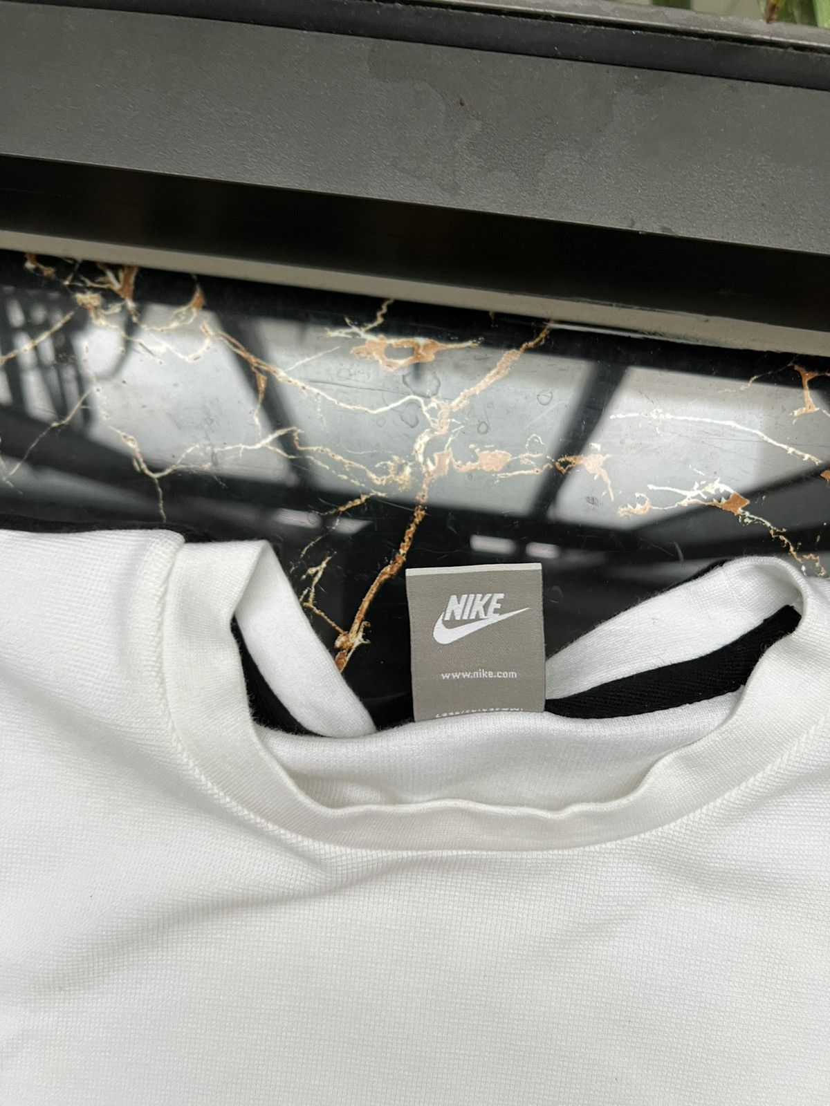 Nike × Vintage 90's NIKE SWOOSH RETRO RARE Y2K TEE BASIC Size US L / EU 52-54 / 3 - 4 Thumbnail
