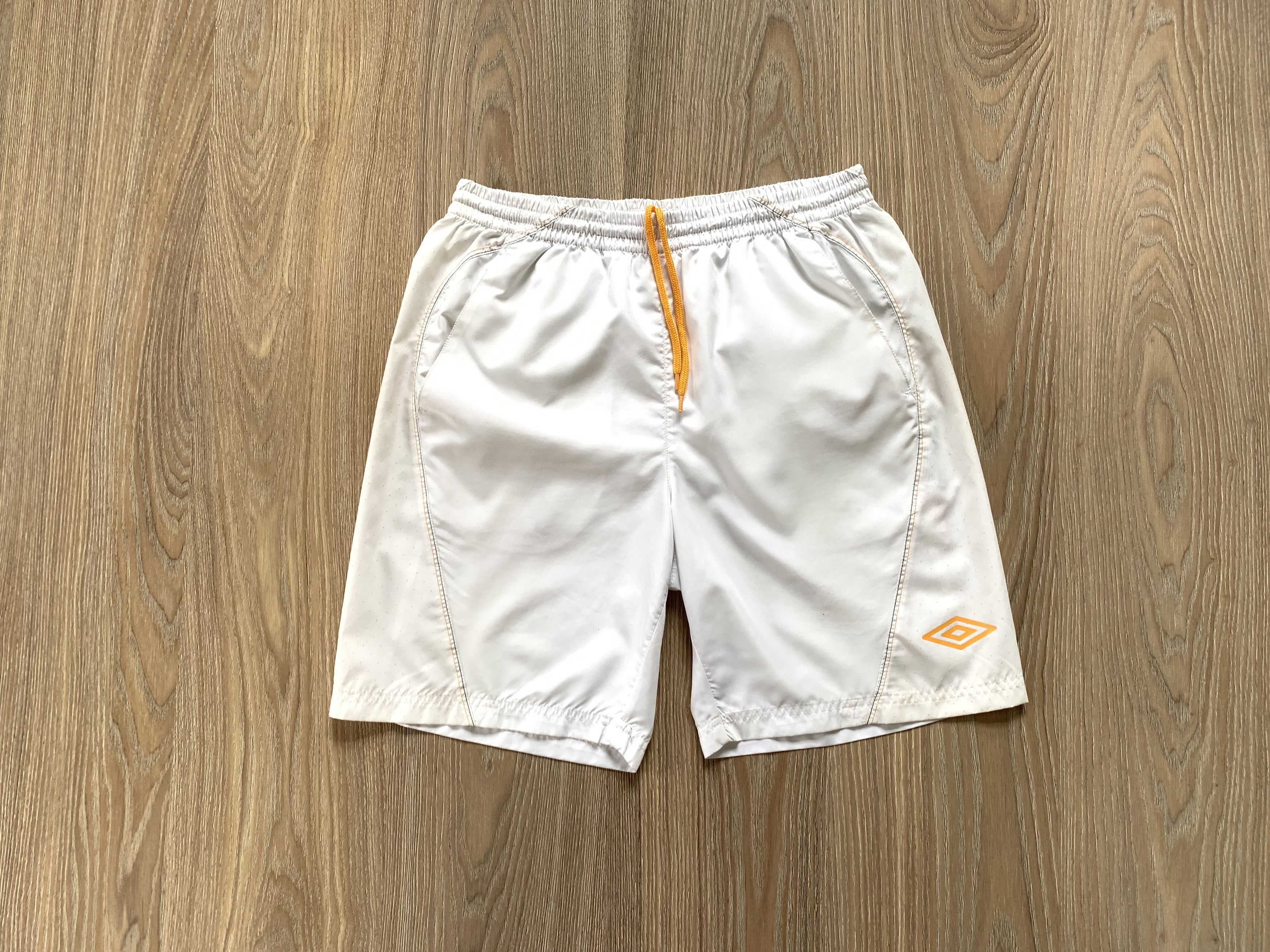 Umbro Umbro White Sport Training Shorts Size US 32 / EU 48 - 9 Thumbnail