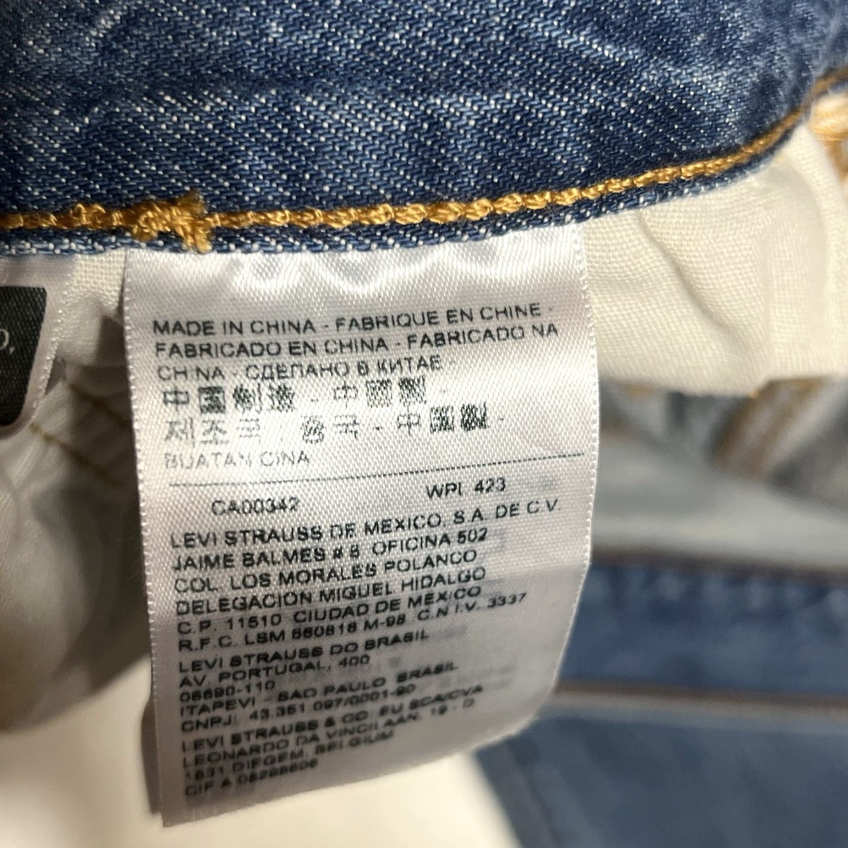 Vintage Levis 501 Jeans Womens 33x32 Button Fly Straight Distressed Denim Size 24" / US 00 / IT 34 - 7 Thumbnail