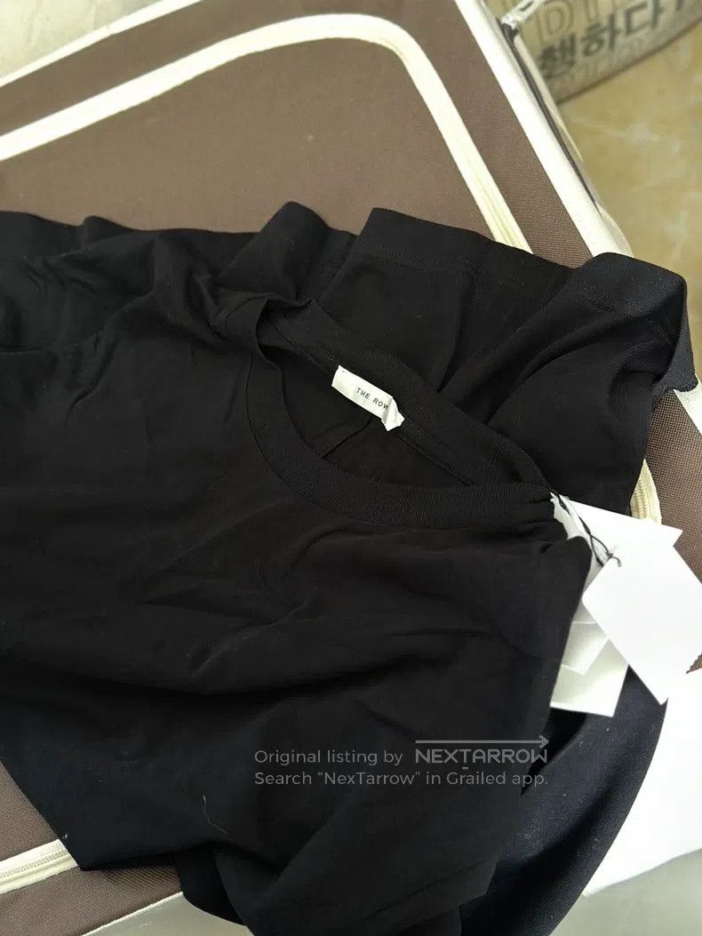 The Row The Row Black round neck and long sleeves Size M / US 6-8 / IT 42-44 - 6 Thumbnail
