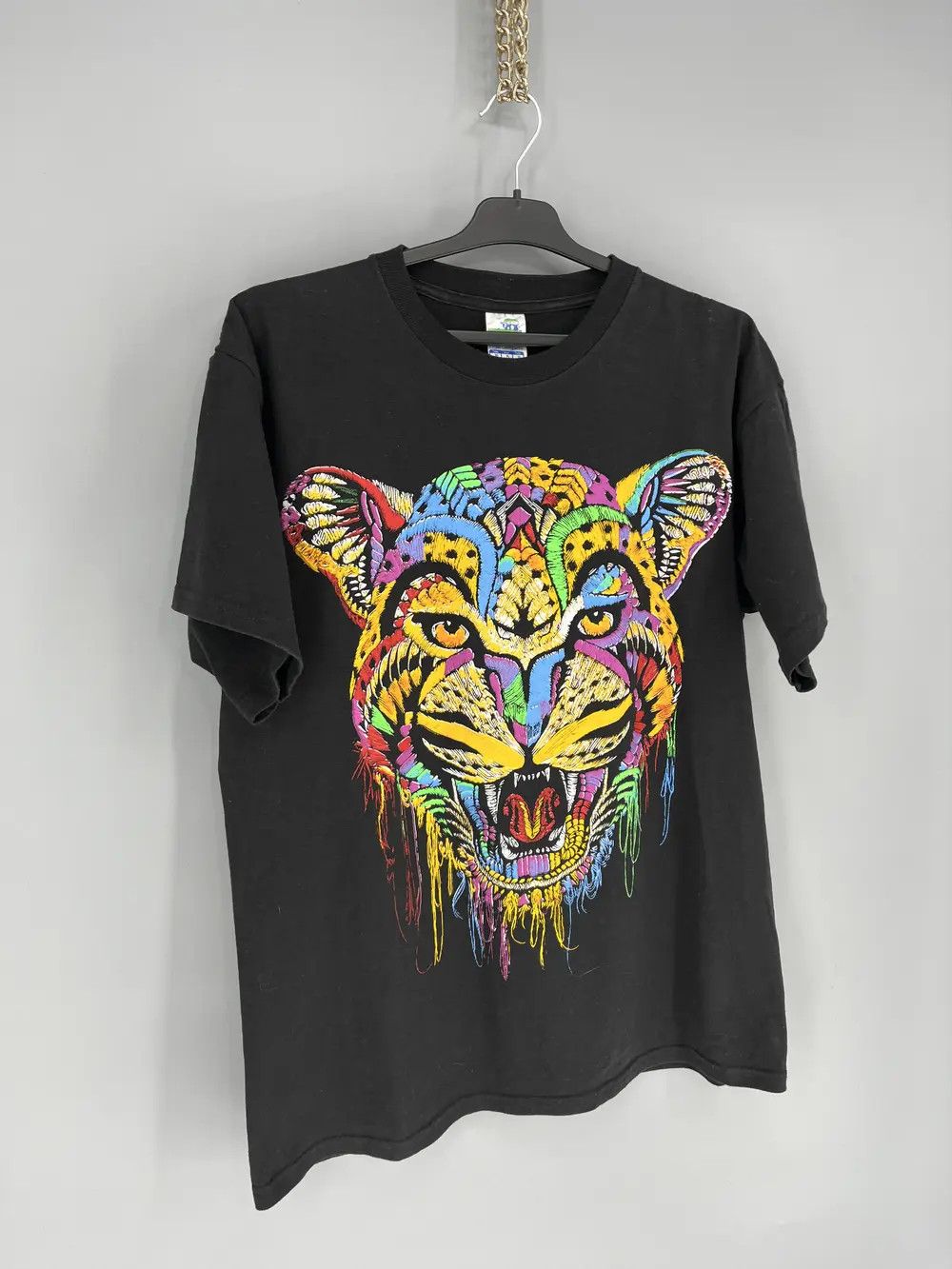 Vintage Vintage Y2K 90s Painted Tiger Face Graphic T-shirt Size US XL / EU 56 / 4 - 2 Thumbnail