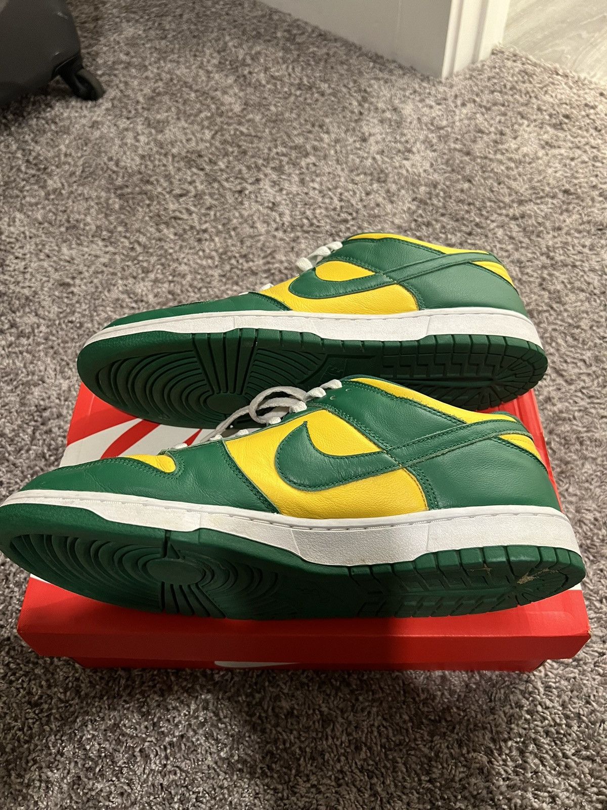 Nike Brazil Nike dunks Size US 12 / EU 45 - 5 Thumbnail