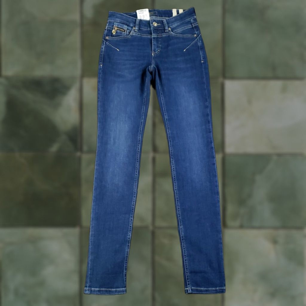 Vintage MAC Rich Jeans Slim Straight Denim 28x32 Blue Women Slim Stretch Jeans - MAC Rich - 28 Regular Blue Womens Jeans Straight Style 90s inspired? Size 28" / US 6 / IT 42 - 1 Thumbnail
