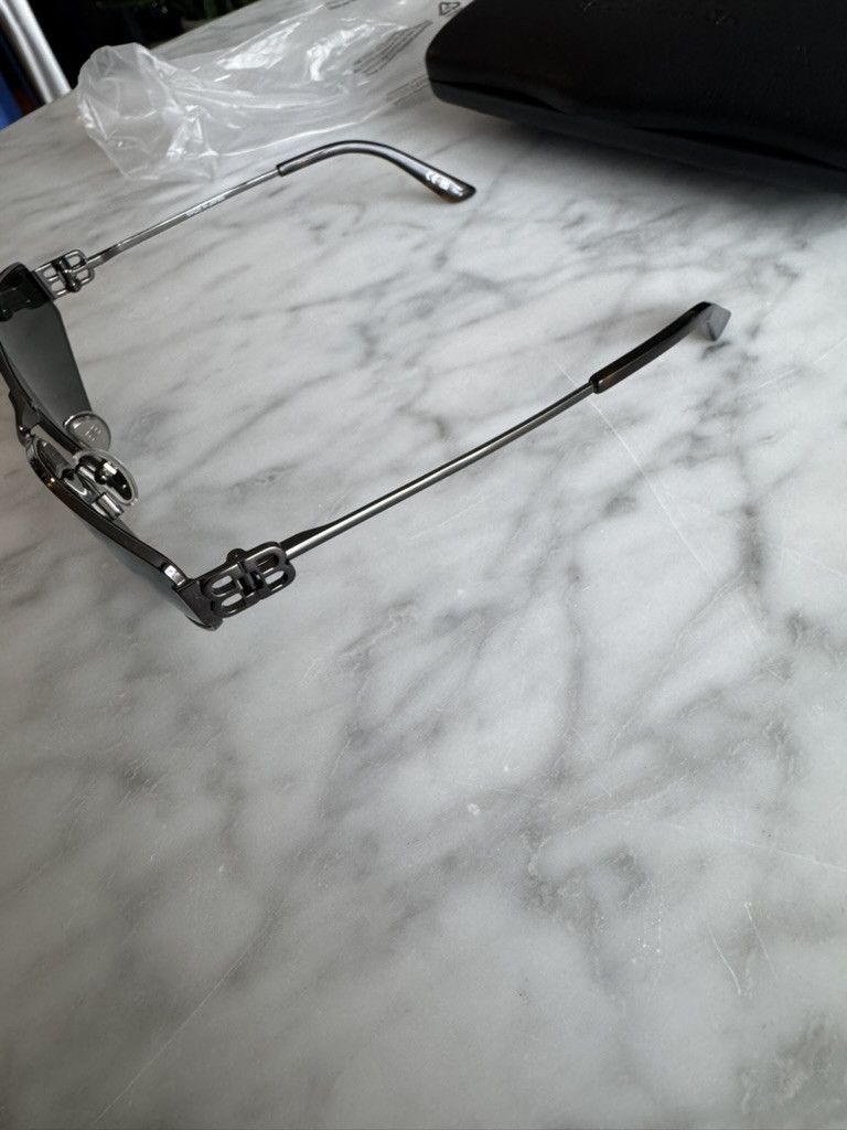 Balenciaga Gun Metal Cat Eye Size ONE SIZE - 5 Thumbnail