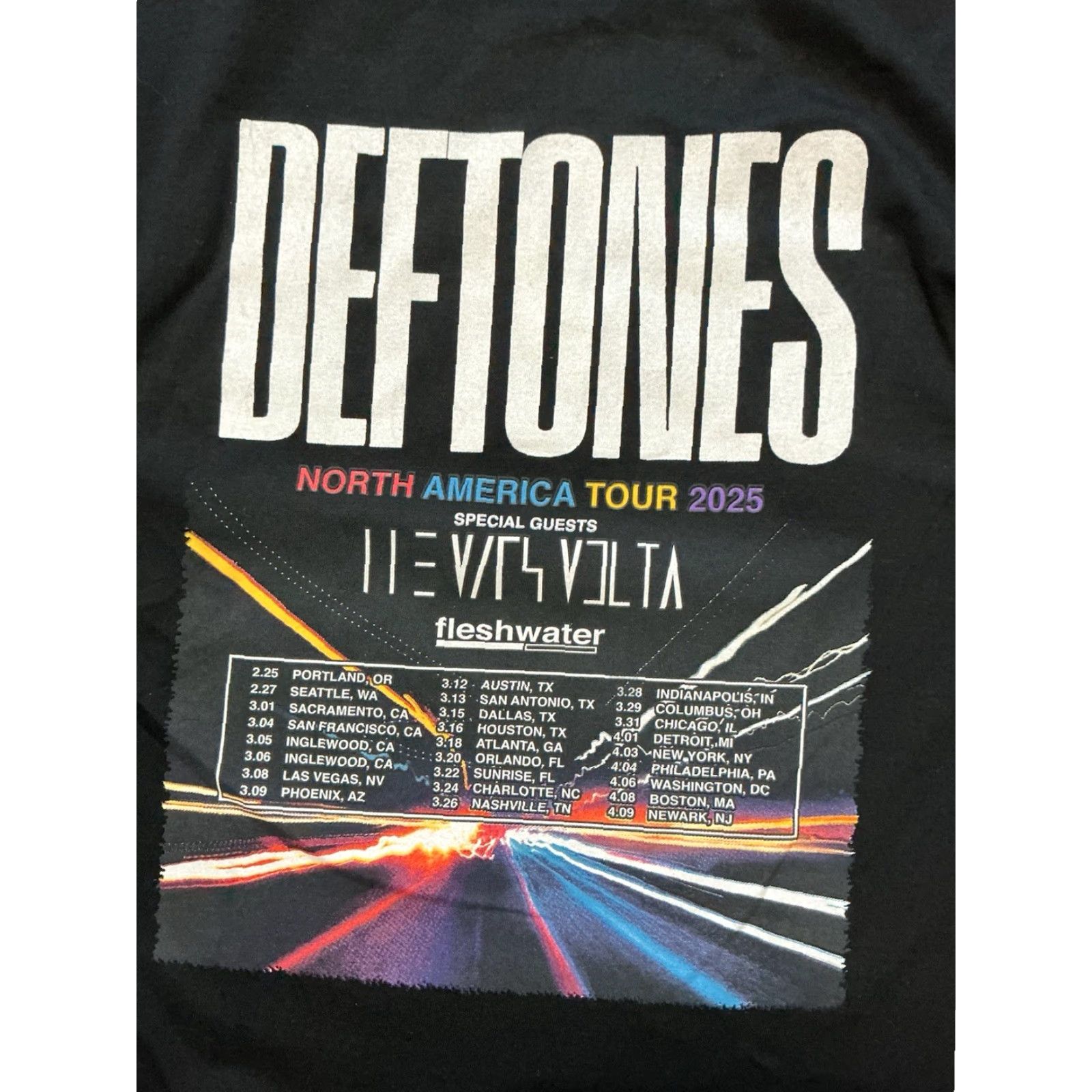 Vintage VINTAGE Deftones North American Tour The Mars Volta Fleshwater Graphic T-Shirt L Size US L / EU 52-54 / 3 - 6 Thumbnail