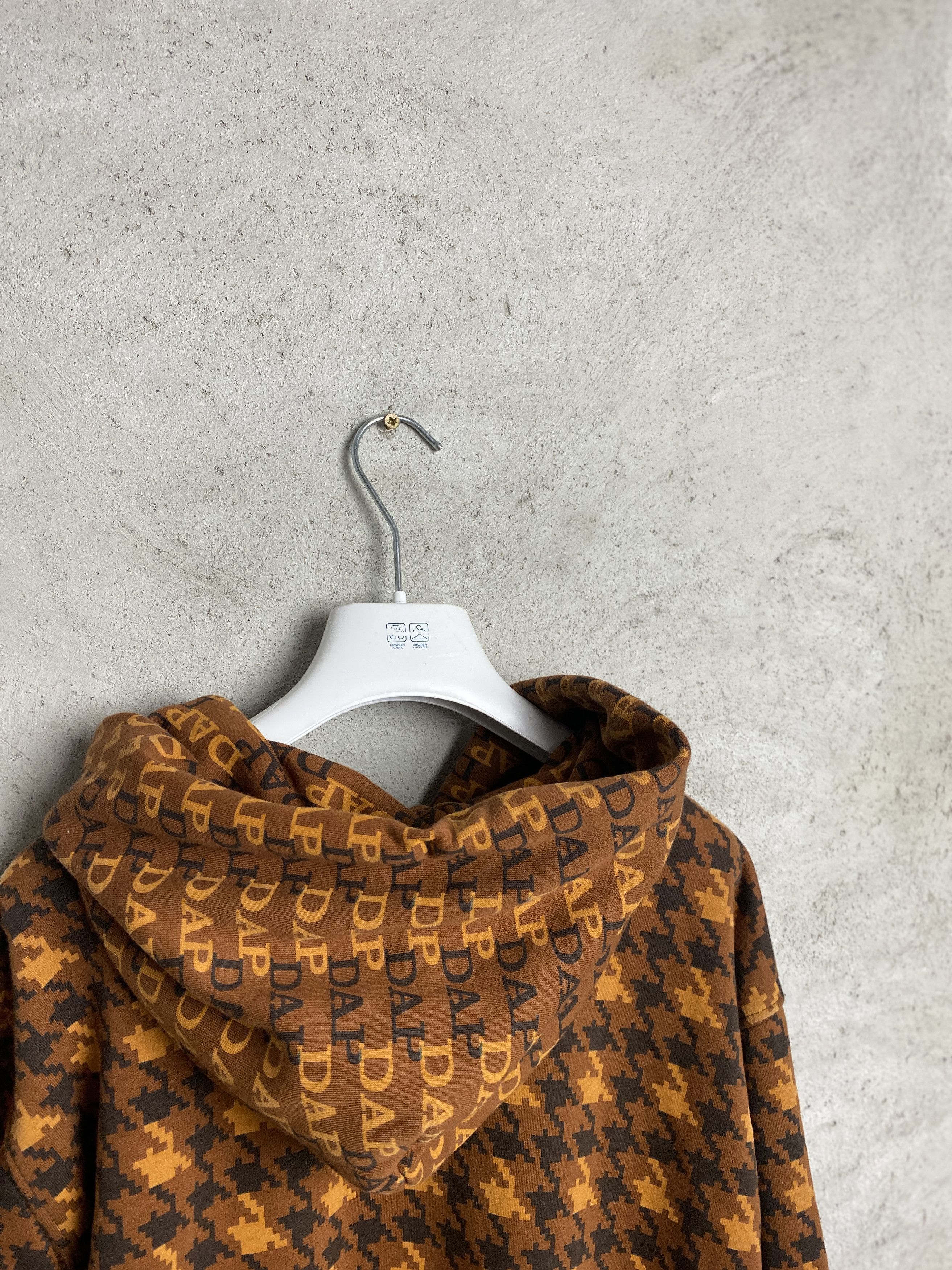 Dapper Dan × Gap GAP x Dapper Dan DAP hoodie printed Size US XL / EU 56 / 4 - 6 Thumbnail