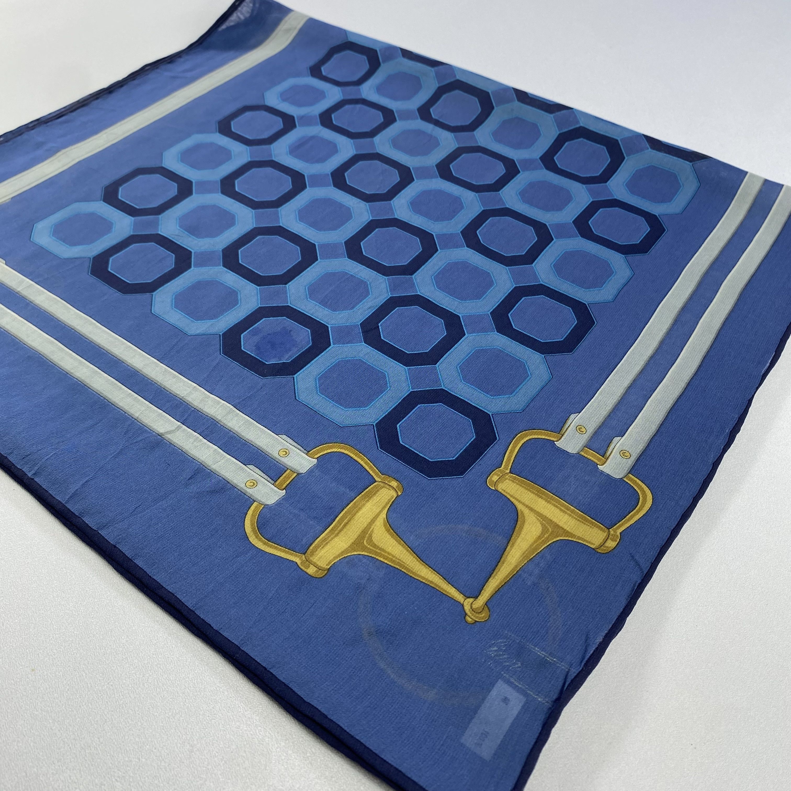 Japanese Brand × Vintage Vintage Italian Silk Scarf Hand Rolled SS068 Size ONE SIZE - 3 Thumbnail