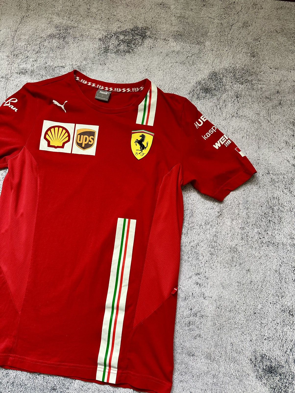 Ferrari Puma x Ferarri T-shirt Racing Formula 1 Shell Size US M / EU 48-50 / 2 - 3 Thumbnail