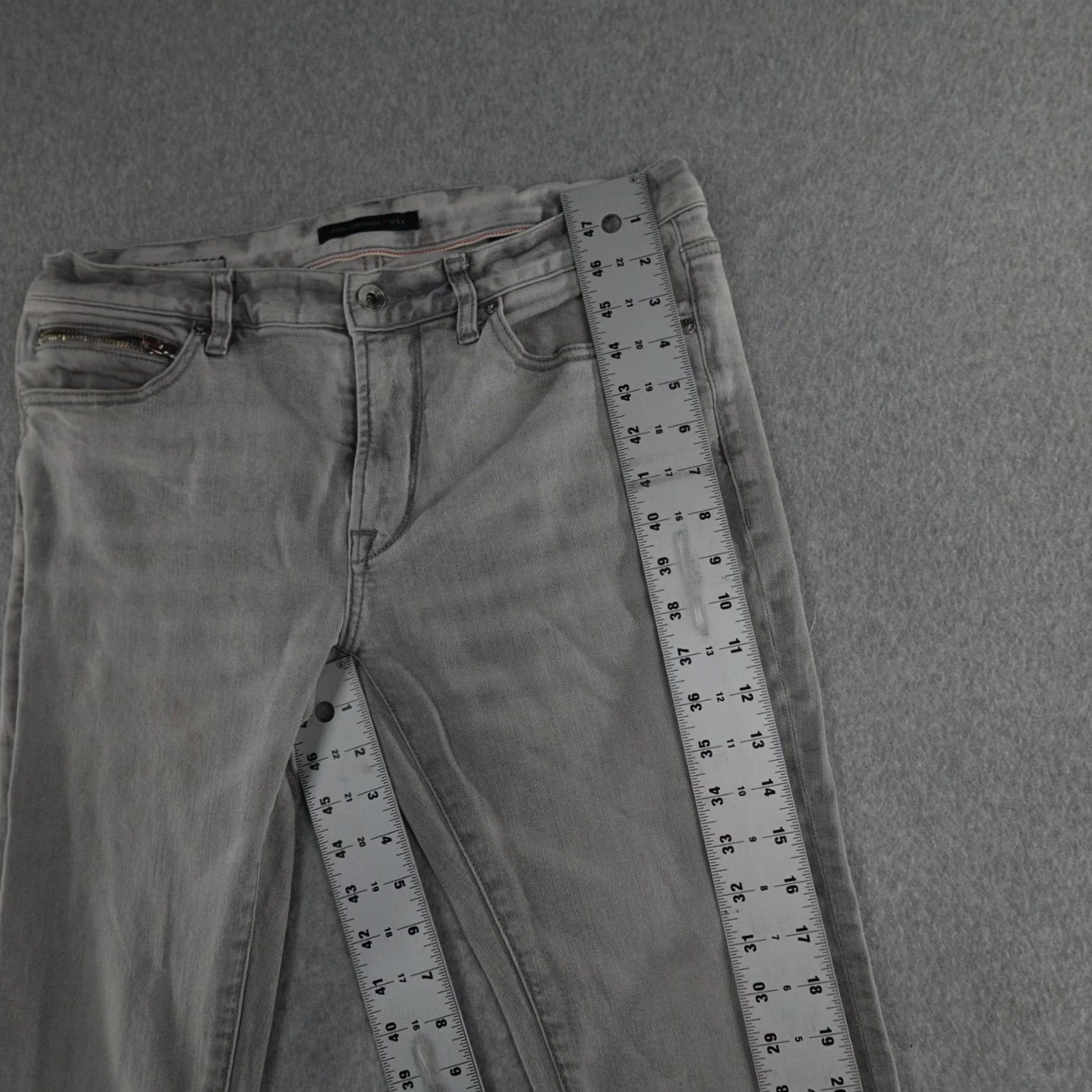 John Varvatos John Varvatos Jeans Mens Slim Light Gray 33X31 Button Fly 5-Pocket Denim Cotton Stretch 31in Inseam 90s? No, Vintage: No (adjusted) Size US 32 / EU 48 - 5 Thumbnail